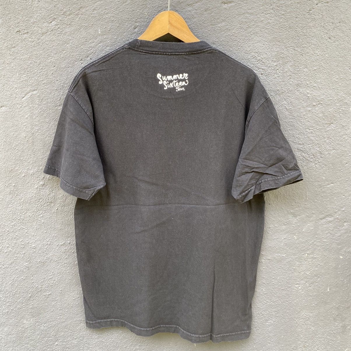 Rap Tees Thrashed Faded Views Drake Sixteen Tour ERD GRUNGE TEE Size US L / EU 52-54 / 3 - 4 Thumbnail