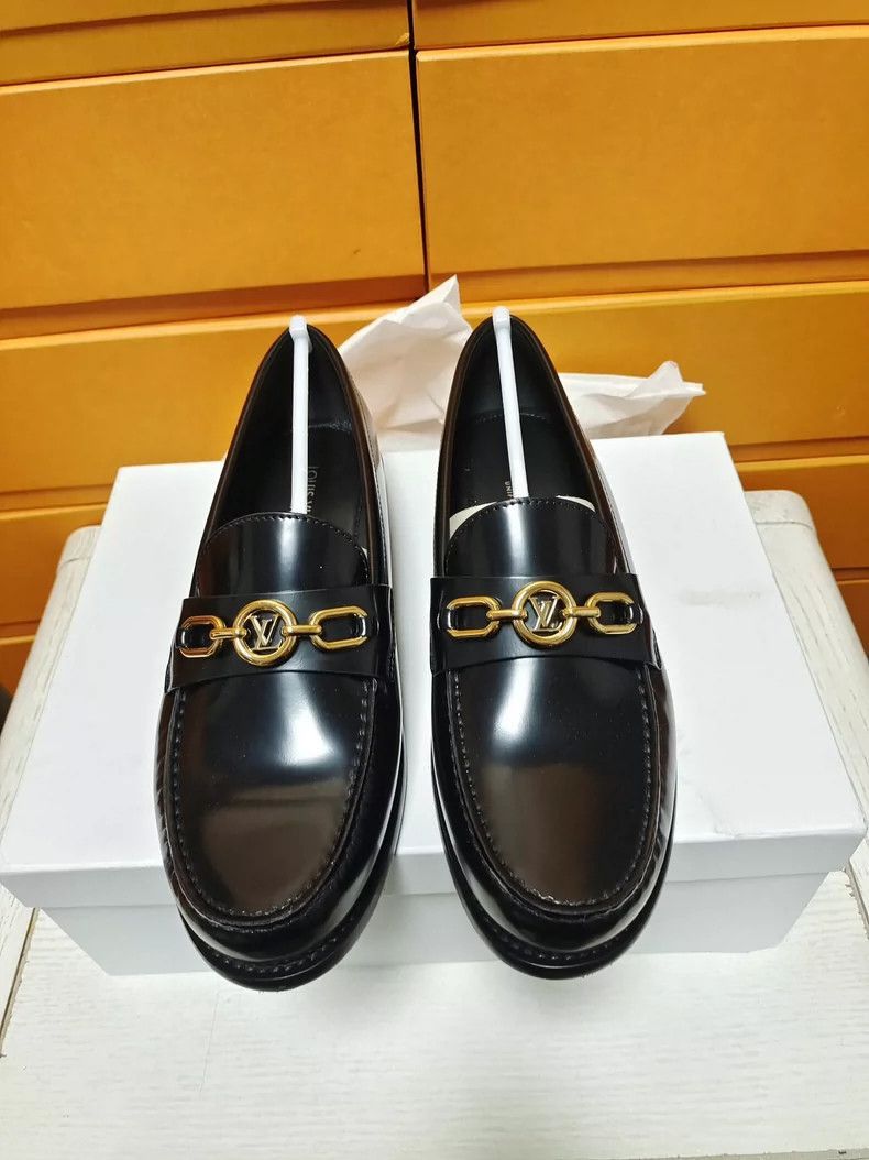 Louis Vuitton Louis Vuitton Black Leather Slip-On Loafers-2507 Size US 7 / IT 37 - 3 Thumbnail