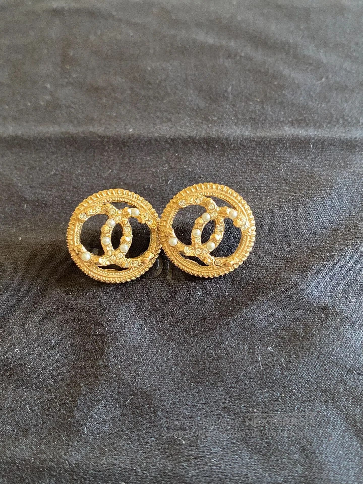 Chanel Chanel Double C Pearl Crystal Button Earrings. Size ONE SIZE - 5 Thumbnail