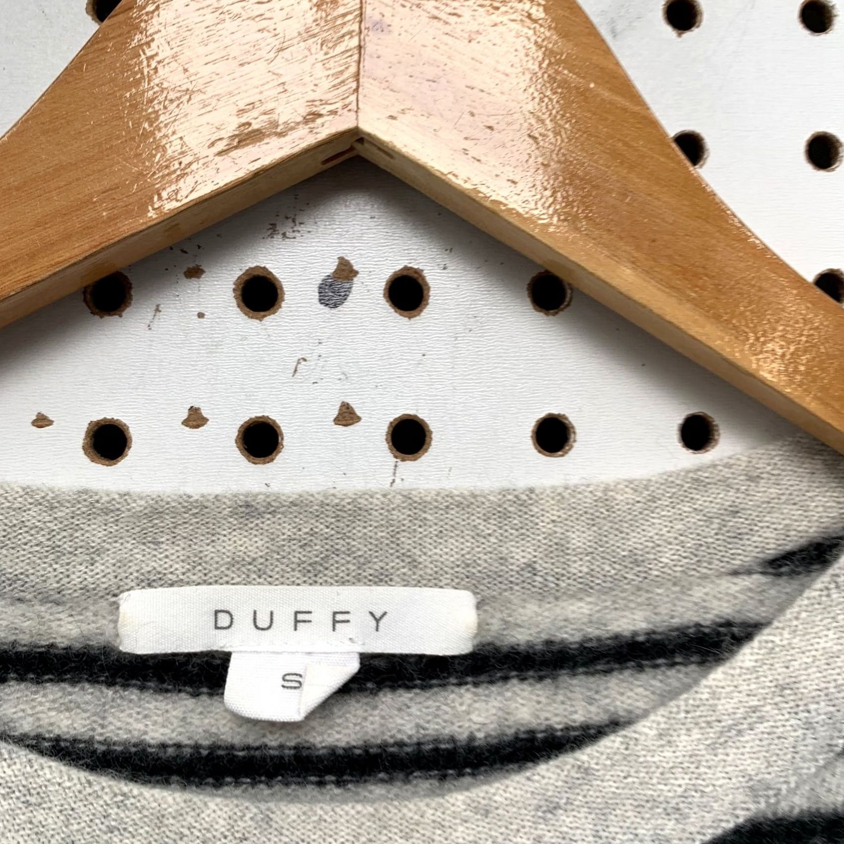 Vintage Duffy Sweater Womens Small Gray Striped Pullover 100% Cashmere Preppy Size S / US 4 / IT 40 - 4 Thumbnail