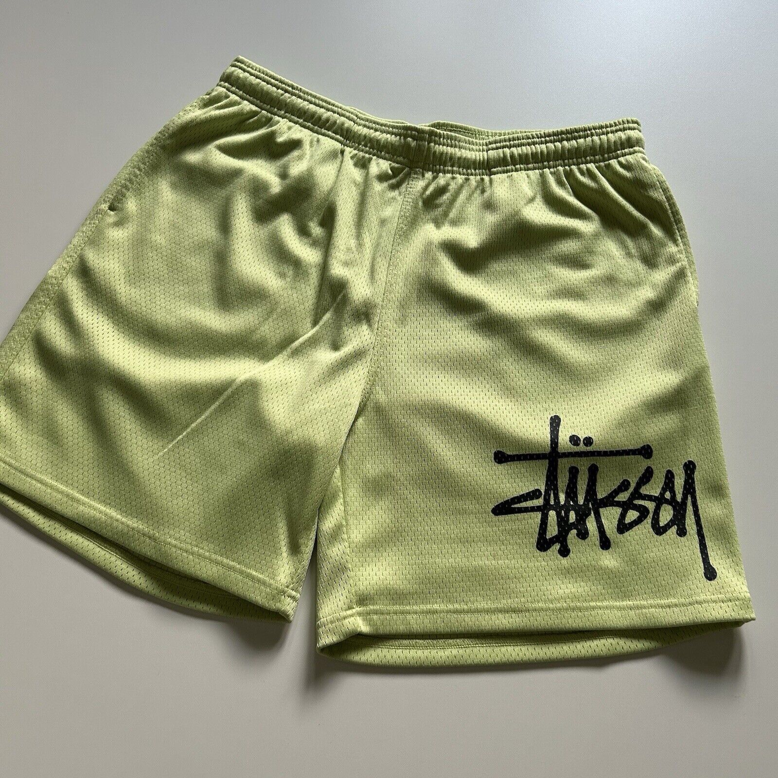 Stussy Stussy Big Basic Logo Graphic Mesh Shorts Neon Green Large Size US 34 / EU 50 - 2 Thumbnail