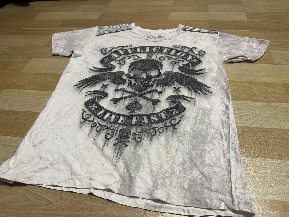 Affliction × Ed Hardy × Tapout Offer me🔥🔥Rare🔥 Affliction tee Size US M / EU 48-50 / 2 - 2 Thumbnail