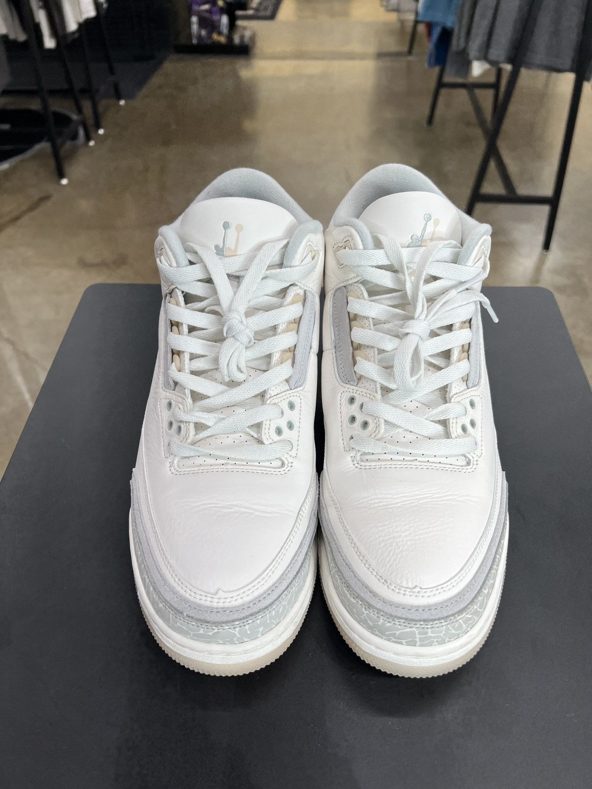 Jordan Brand Air Jordan 3 Craft Ivory Sz. 11.5 (2024) Size US 11.5 / EU 44-45 - 2 Thumbnail