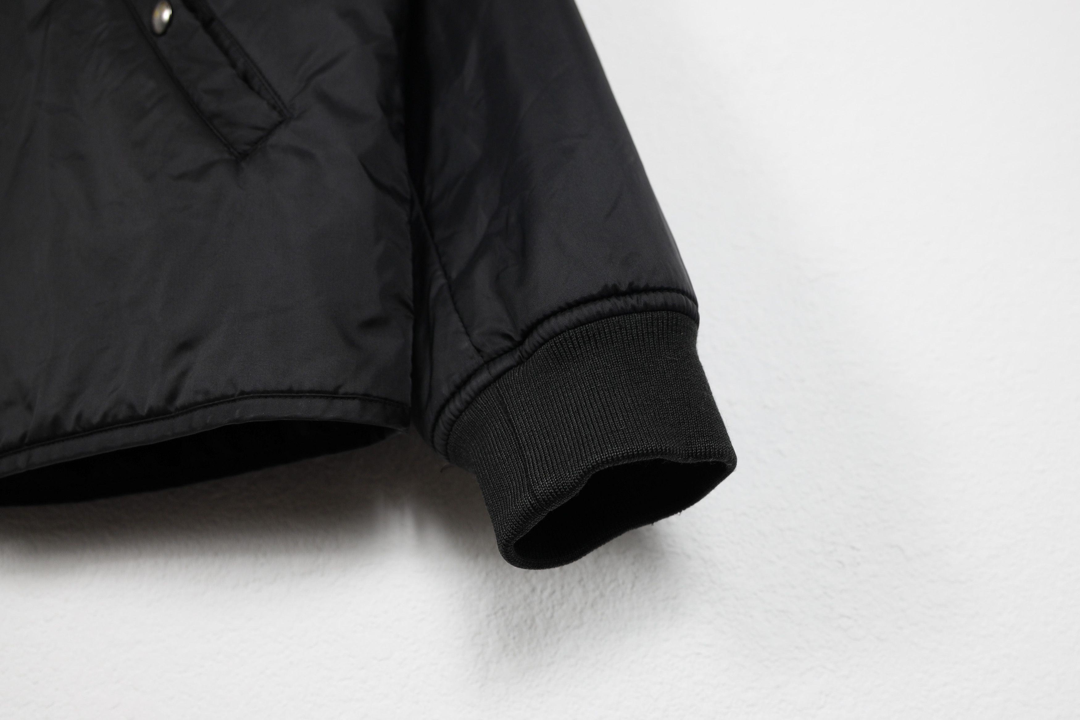 Arket Arket Black Nylon Thermore LIner Bomber Jacket 50 size Size US M / EU 48-50 / 2 - 5 Thumbnail