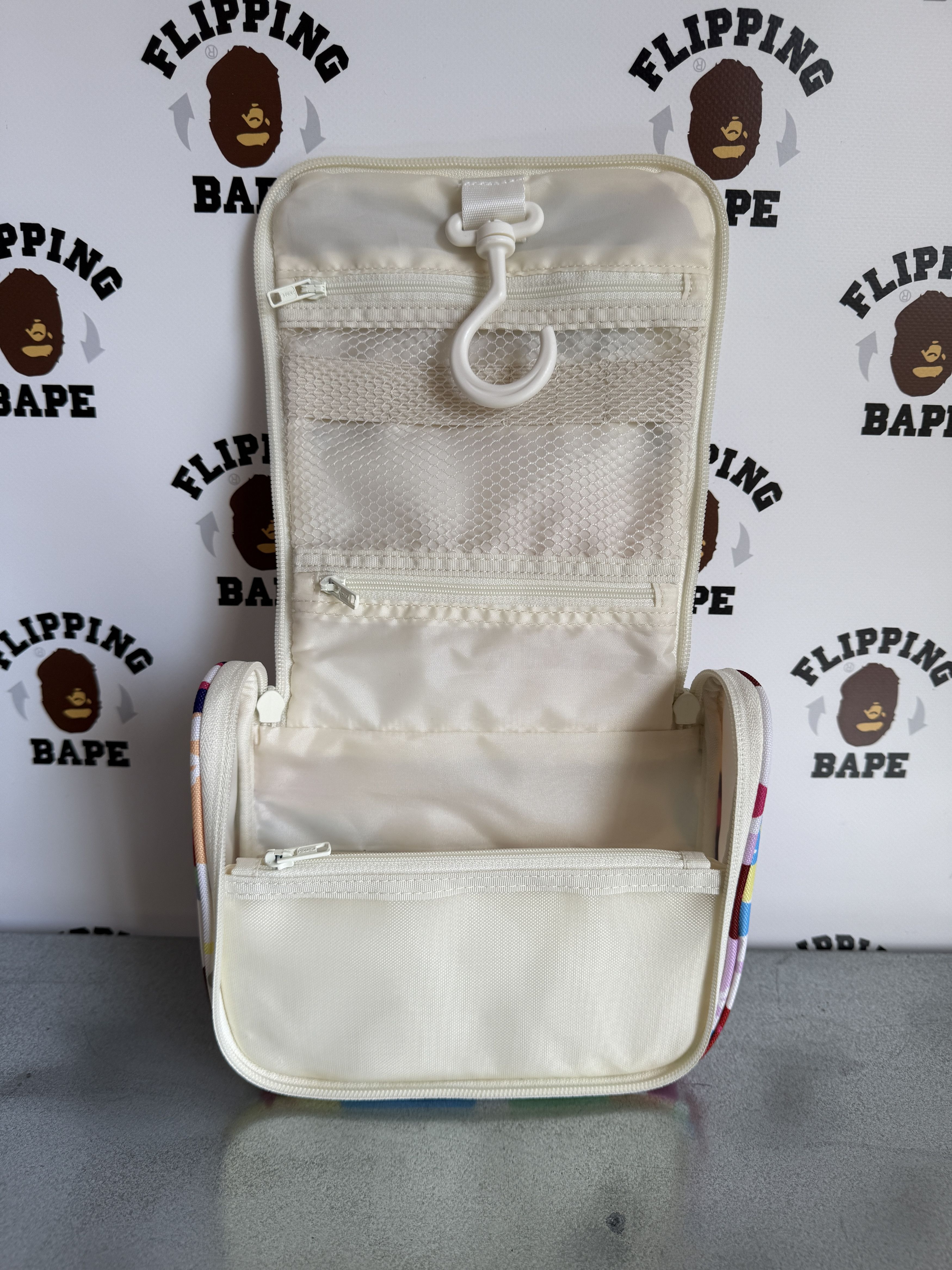 Bape × KidSuper BAPE X KIDSUPER TRAVEL KIT Size ONE SIZE - 4 Thumbnail
