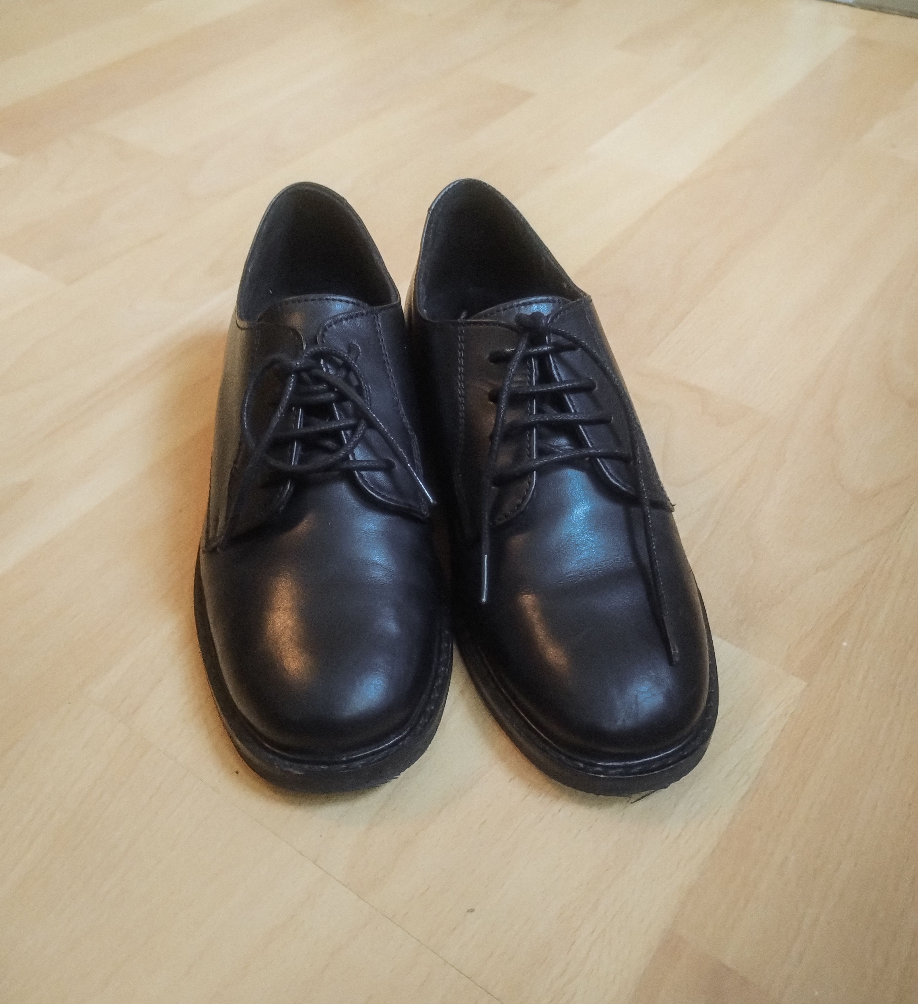 H&M H&M Black Leather Boys' Oxford shoes - Size 3 US Size US 5 / EU 37 - 2 Thumbnail