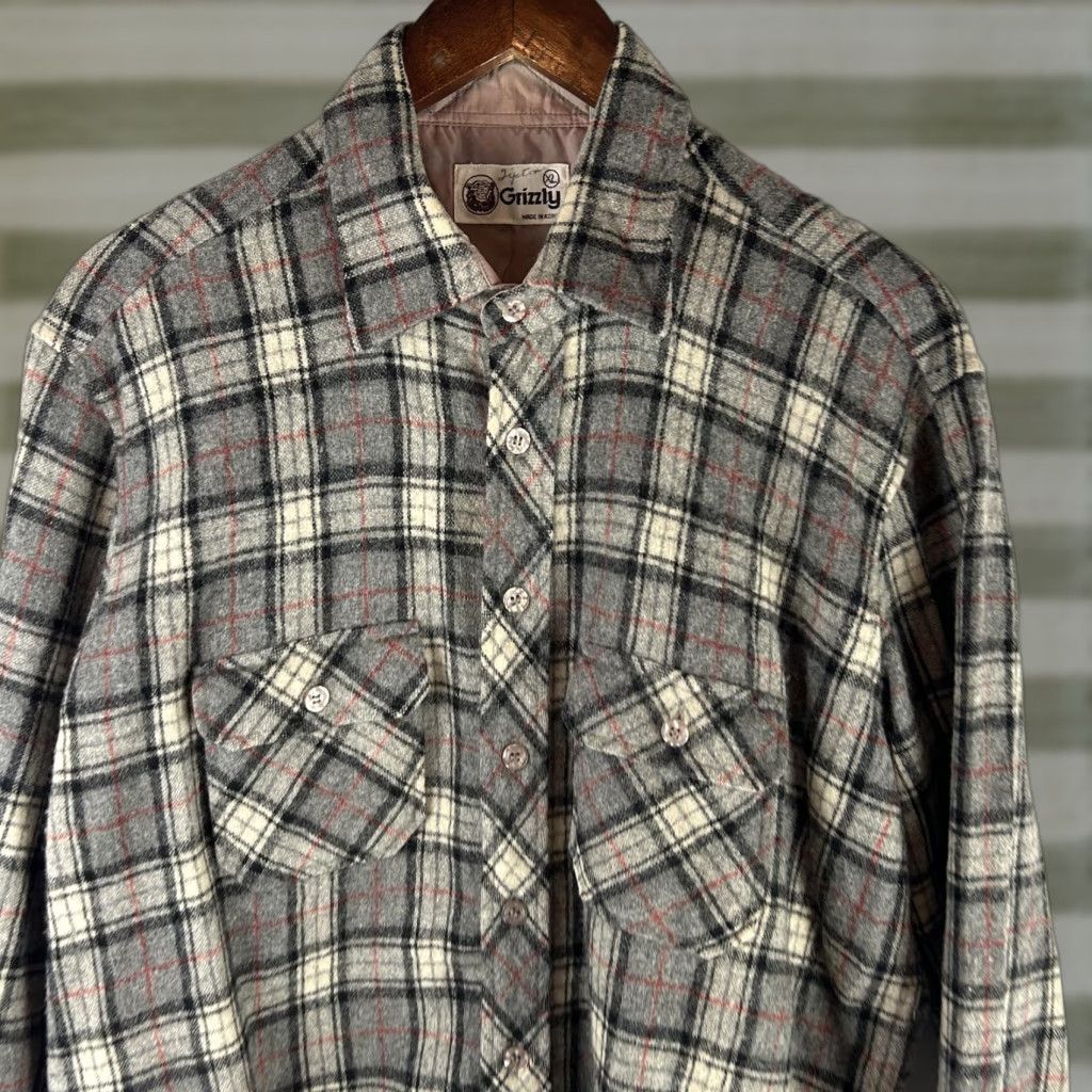 Vintage VINTAGE Grizzly Shirt Mens XL Gray Plaid Wool Flannel Lined Made Korea 80s Size US XL / EU 56 / 4 - 1 Thumbnail