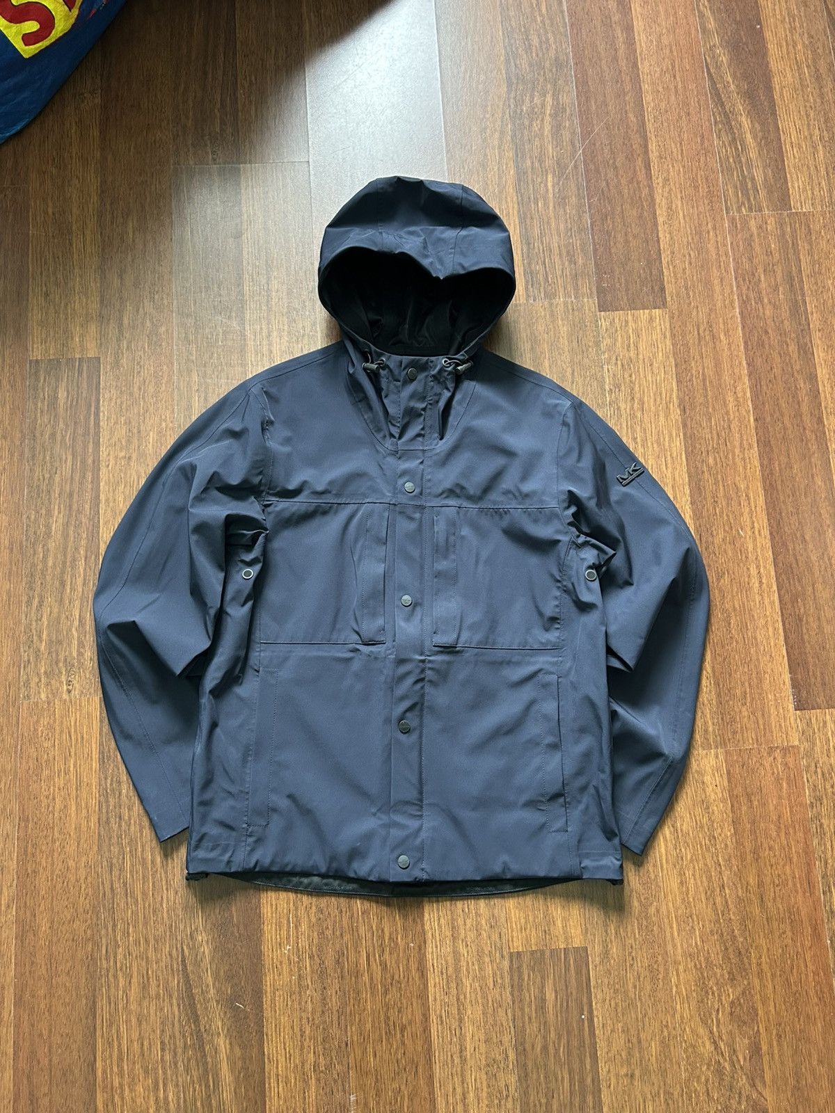 Michael Kors Michael Kors Nylon Jacket Men’s Size M Gorpcore Style Size US M / EU 48-50 / 2 - 1 Thumbnail