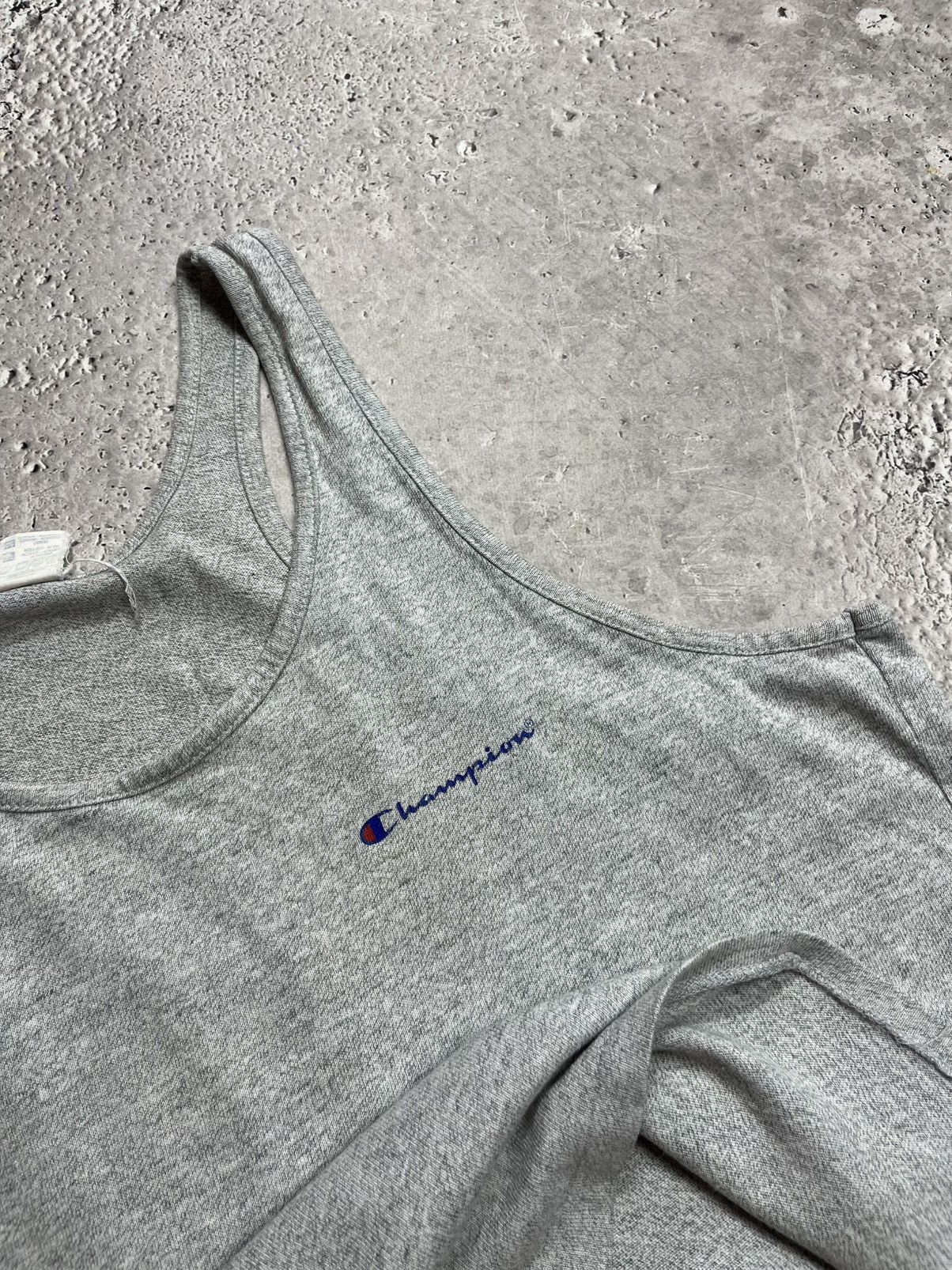 Champion Vintage Champion Tank Top Mens L Sleeveless Shirt Small Logo Size L / US 10 / IT 46 - 8 Thumbnail