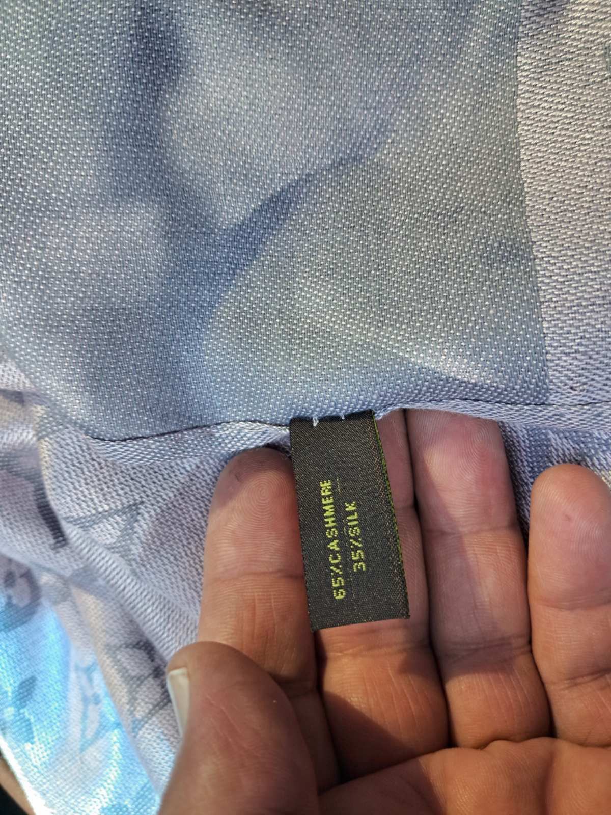 Louis Vuitton Louis Vuitton scarf Size ONE SIZE - 3 Thumbnail