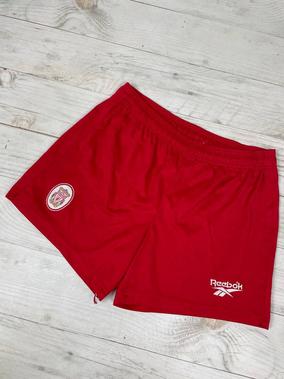 Reebok REEBOK LIVERPOOL 1996 1998 HOME FOOTBALL SOCCER SHORTS Size US 32 / EU 48 - 2 Thumbnail