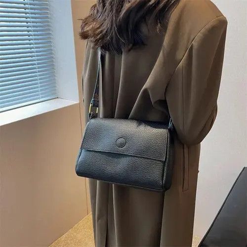 Japanese Brand Solid Leather Tote Crossbody Bag Women Size ONE SIZE - 2 Thumbnail