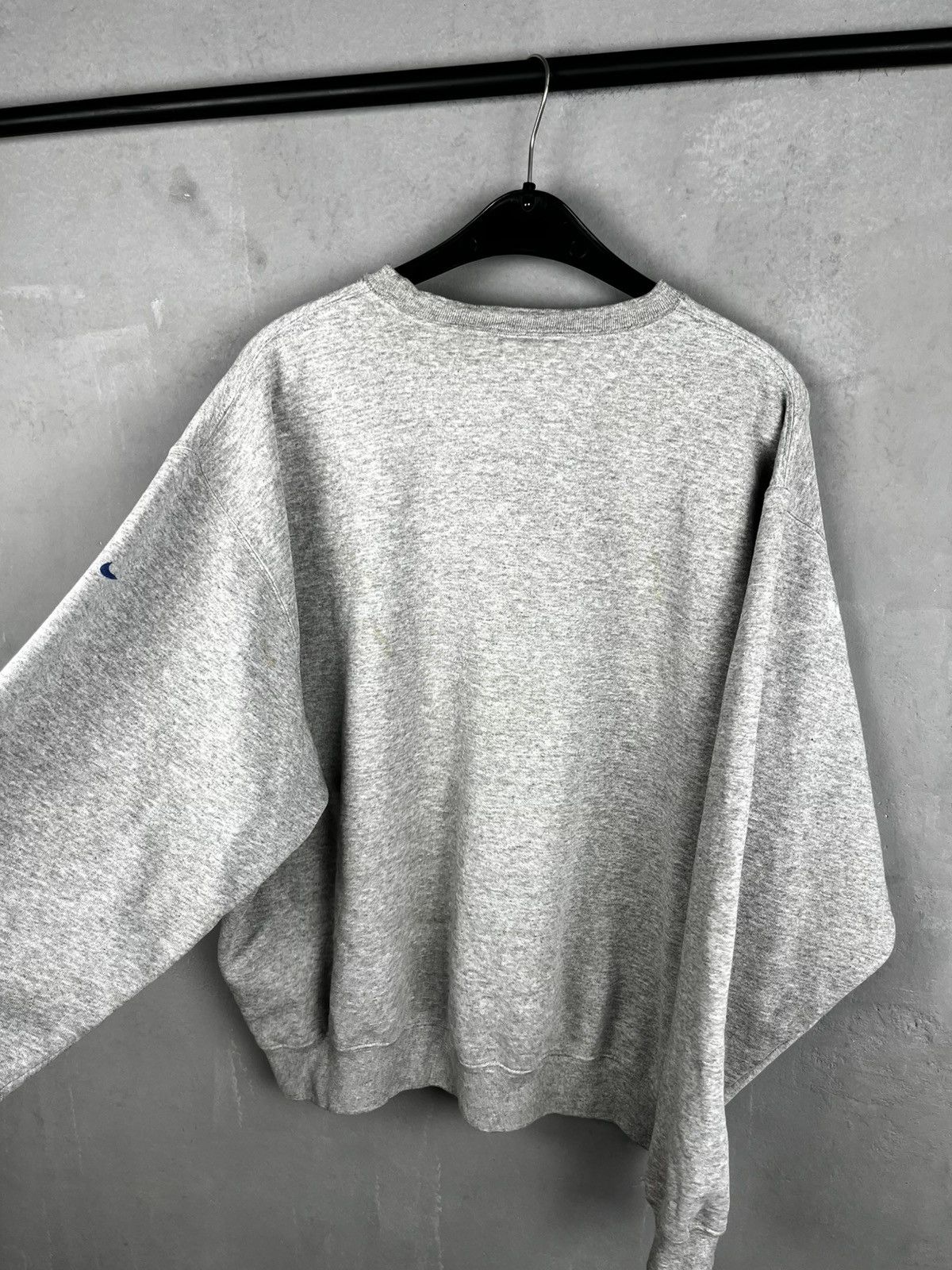 Nike Nike vintage big logo sweatshirt 90s Size US L / EU 52-54 / 3 - 12 Thumbnail