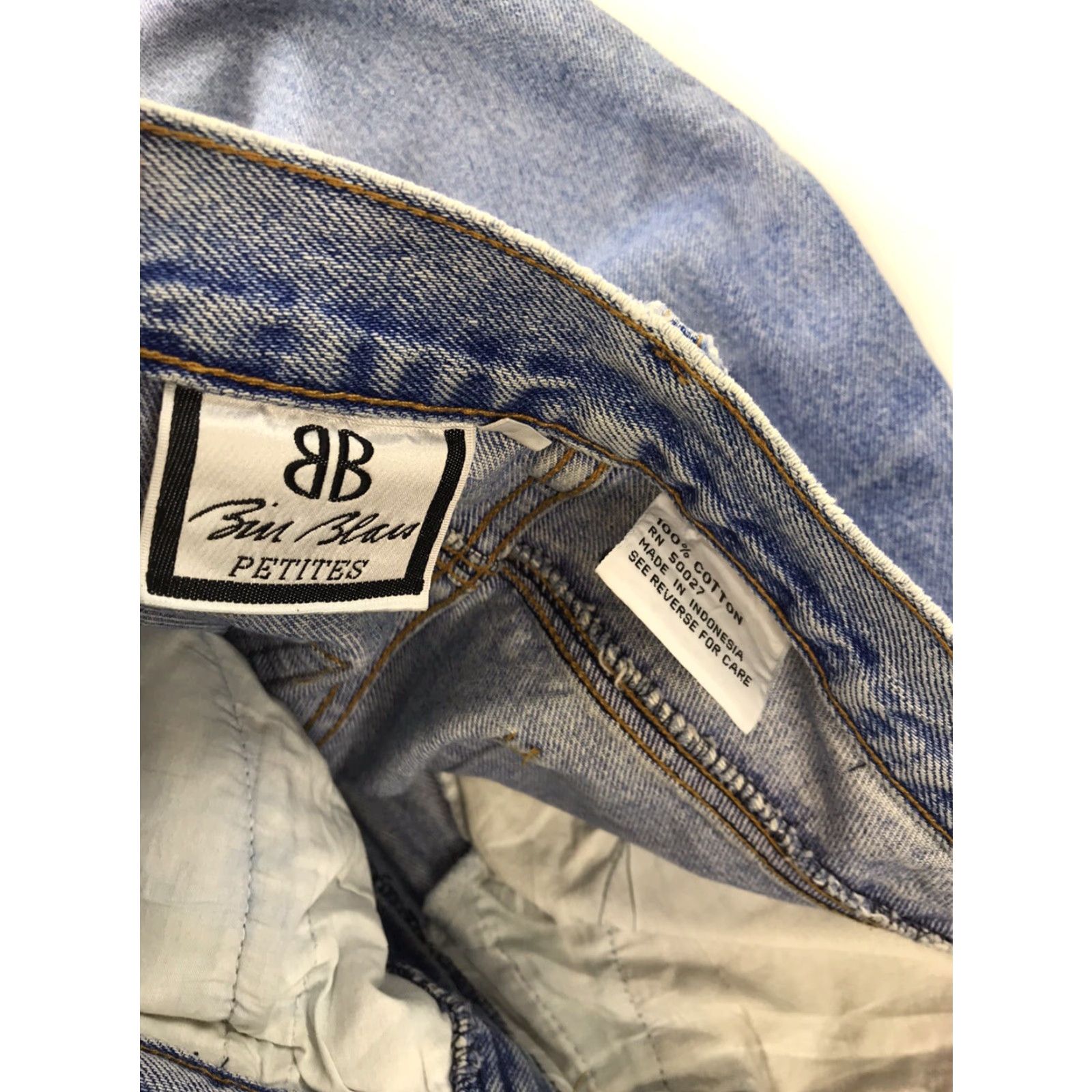 Bill Blass Bill Blass Petites Jeans Womens Blue Hi Rise Mom 100% Cotton Light Wash Size 30" / US 8 / IT 44 - 3 Thumbnail