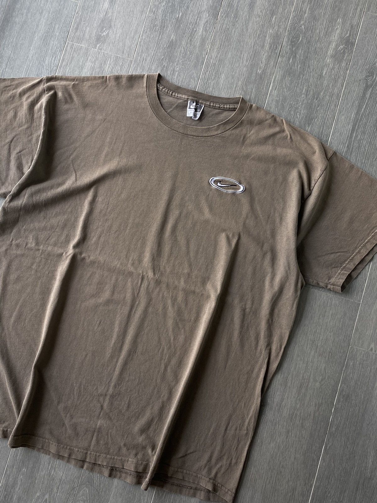 Nike × Vintage Vintage 90’s Brown Mocha Nike Oval Swoosh Tee Size US XXL / EU 58 / 5 - 3 Thumbnail