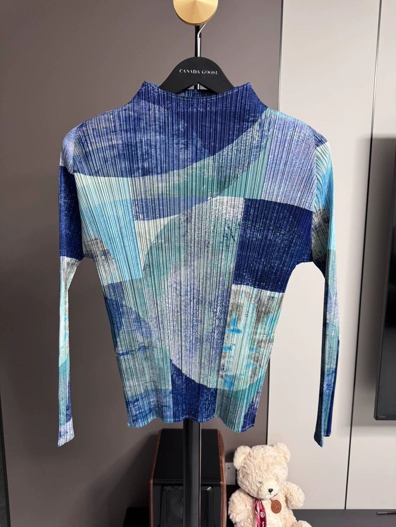 Issey Miyake issey miyake size:3 Long sleeves in oil painting Size XXS / US 00 / IT 34 - 1 Thumbnail