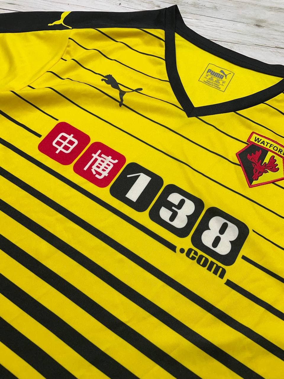 Puma Puma Watford 2015 2016 Home Shirt Soccer Jersey Football Size US L / EU 52-54 / 3 - 7 Thumbnail