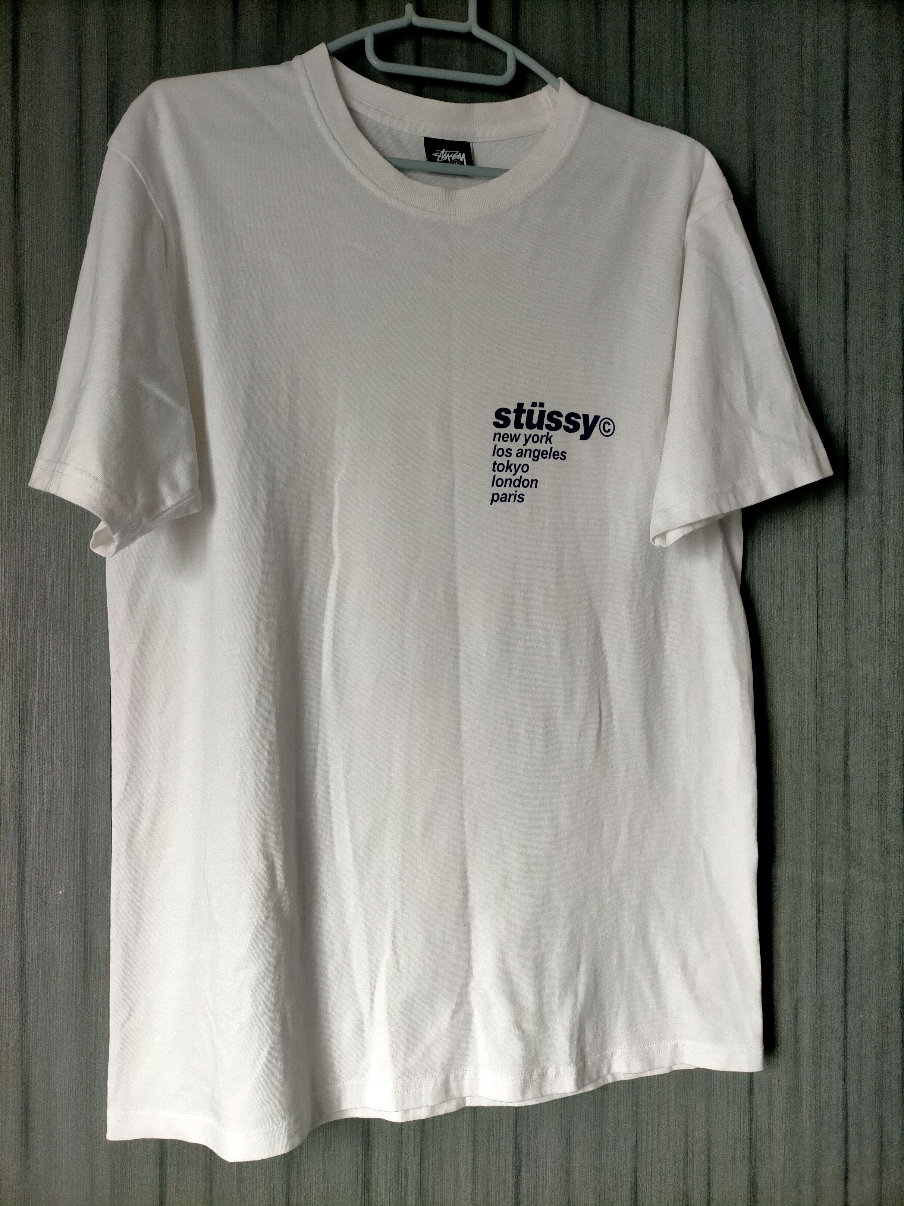 Stussy Stussy Strawberry White Size M Tee Size US M / EU 48-50 / 2 - 10 Thumbnail