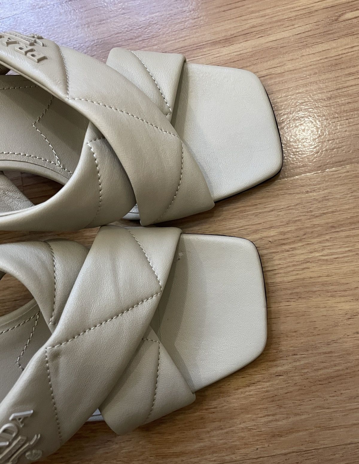 Prada Prada Beige Block Heels Size US 6 / IT 36 - 4 Thumbnail