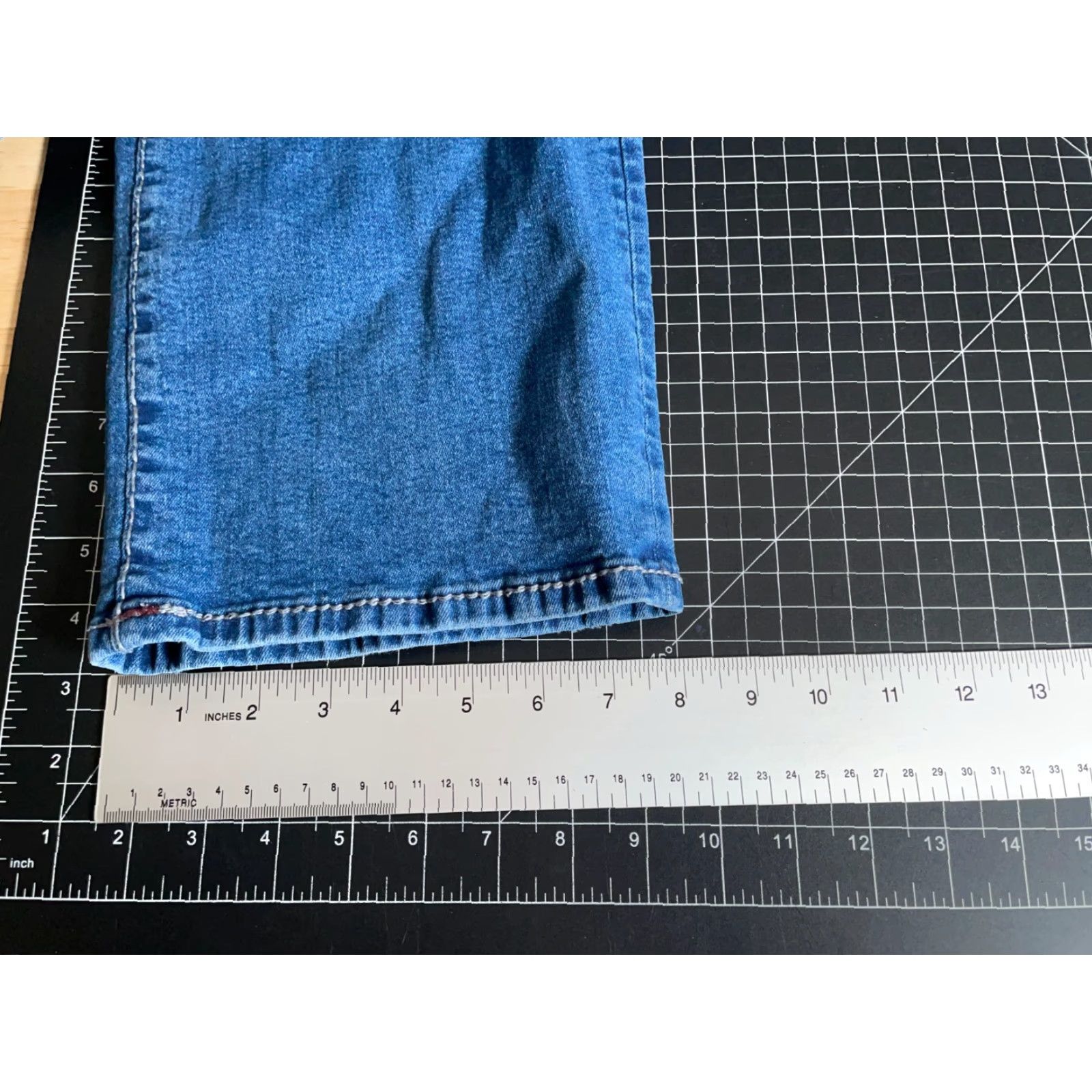 True Religion VINTAGE True Religion Ricky Relaxed Jeans Men's 40 x 33 Distressed Blue Denim 90s Rock Size US 40 / EU 56 - 7 Thumbnail