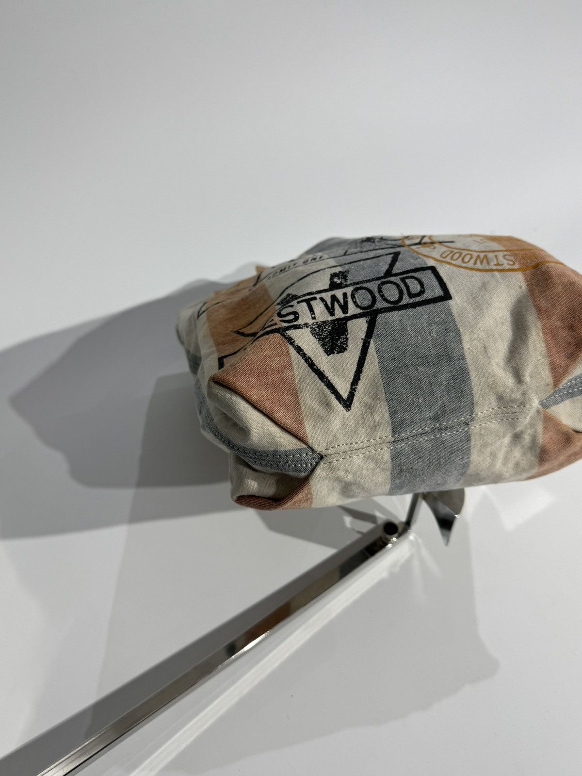 Vivienne Westwood Vivienne Westwood S/S 2019 London Canvas Tote Hand Bag Size ONE SIZE - 3 Thumbnail