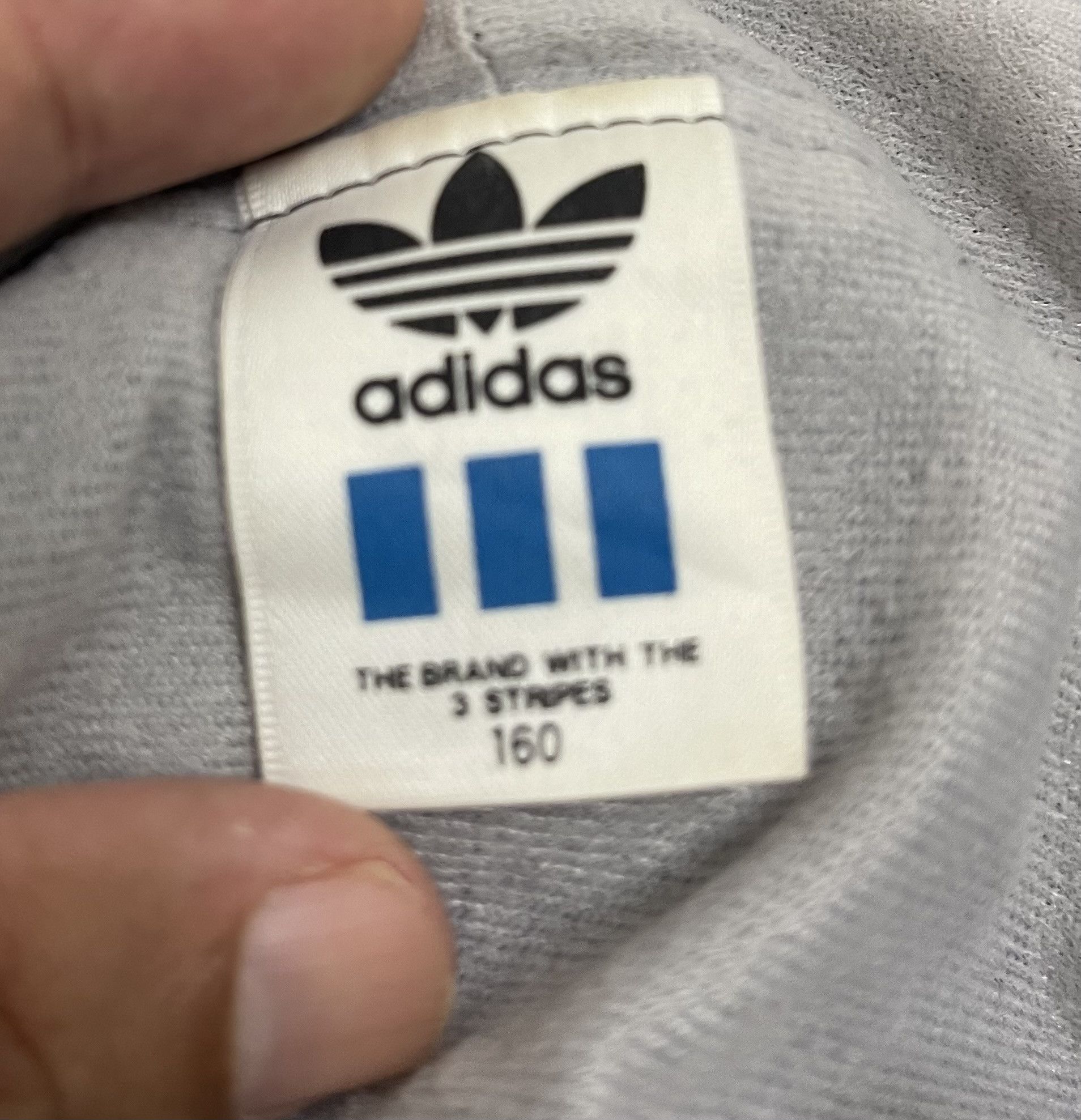 Adidas VINTAGE ADIDAS 3 STRIPES BIG LOGO ADIDAS GUCCI Size US M / EU 48-50 / 2 - 4 Thumbnail