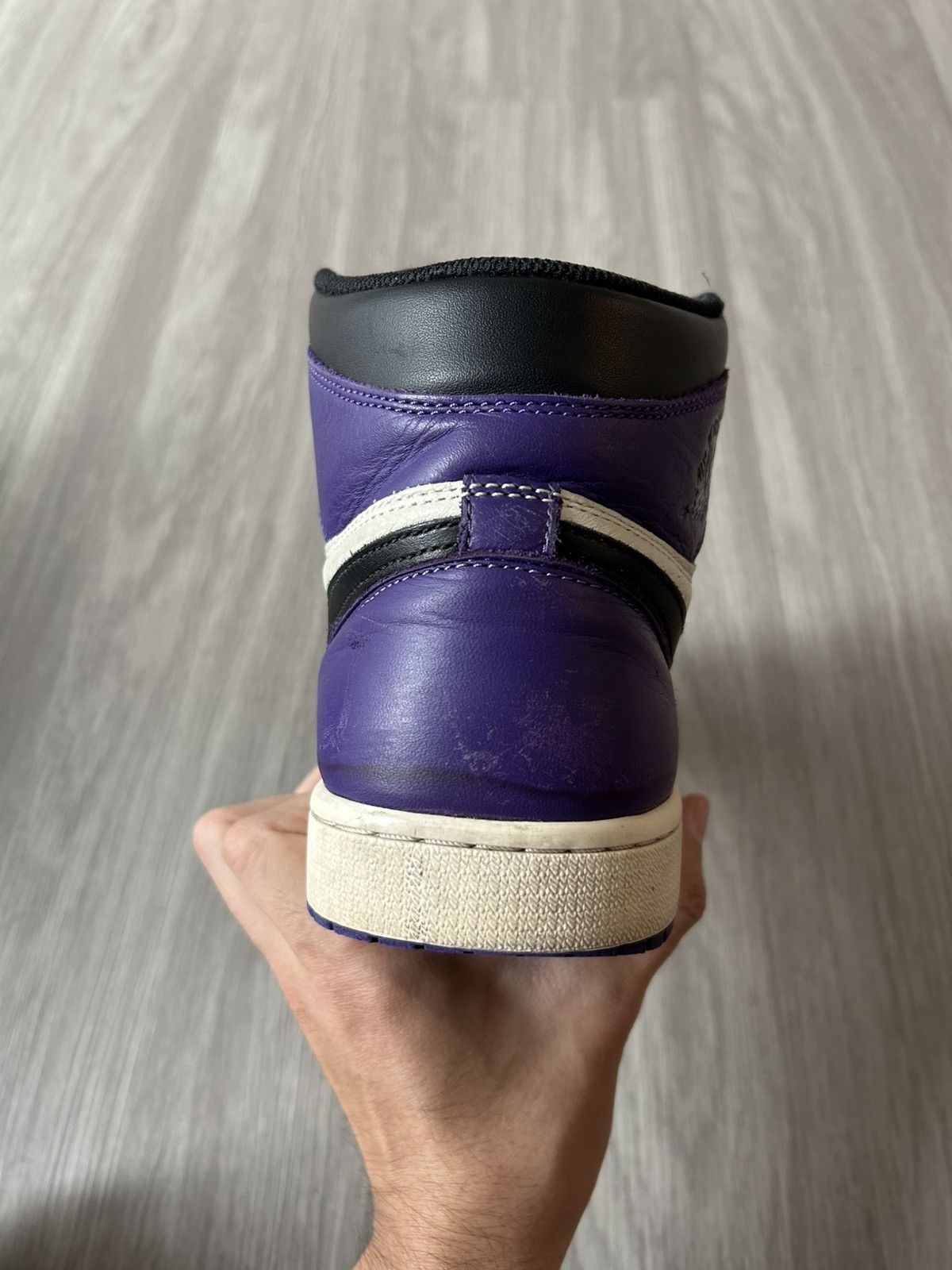 Jordan Brand Air Jordan Retro 1 High OG Court Purple Size 10 Size US 10 / EU 43 - 10 Thumbnail