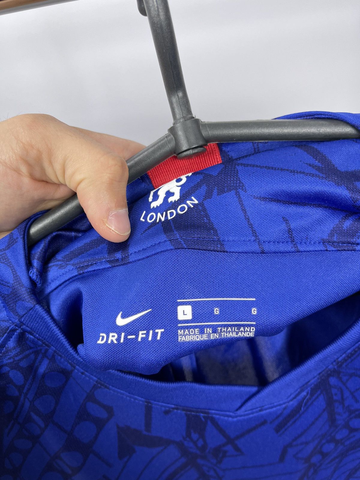 Chelsea Soccer × Nike CHELSEA 2019 2020 HOME FOOTBALL SHIRT JERSEY NIKE Size L Size US L / EU 52-54 / 3 - 5 Thumbnail