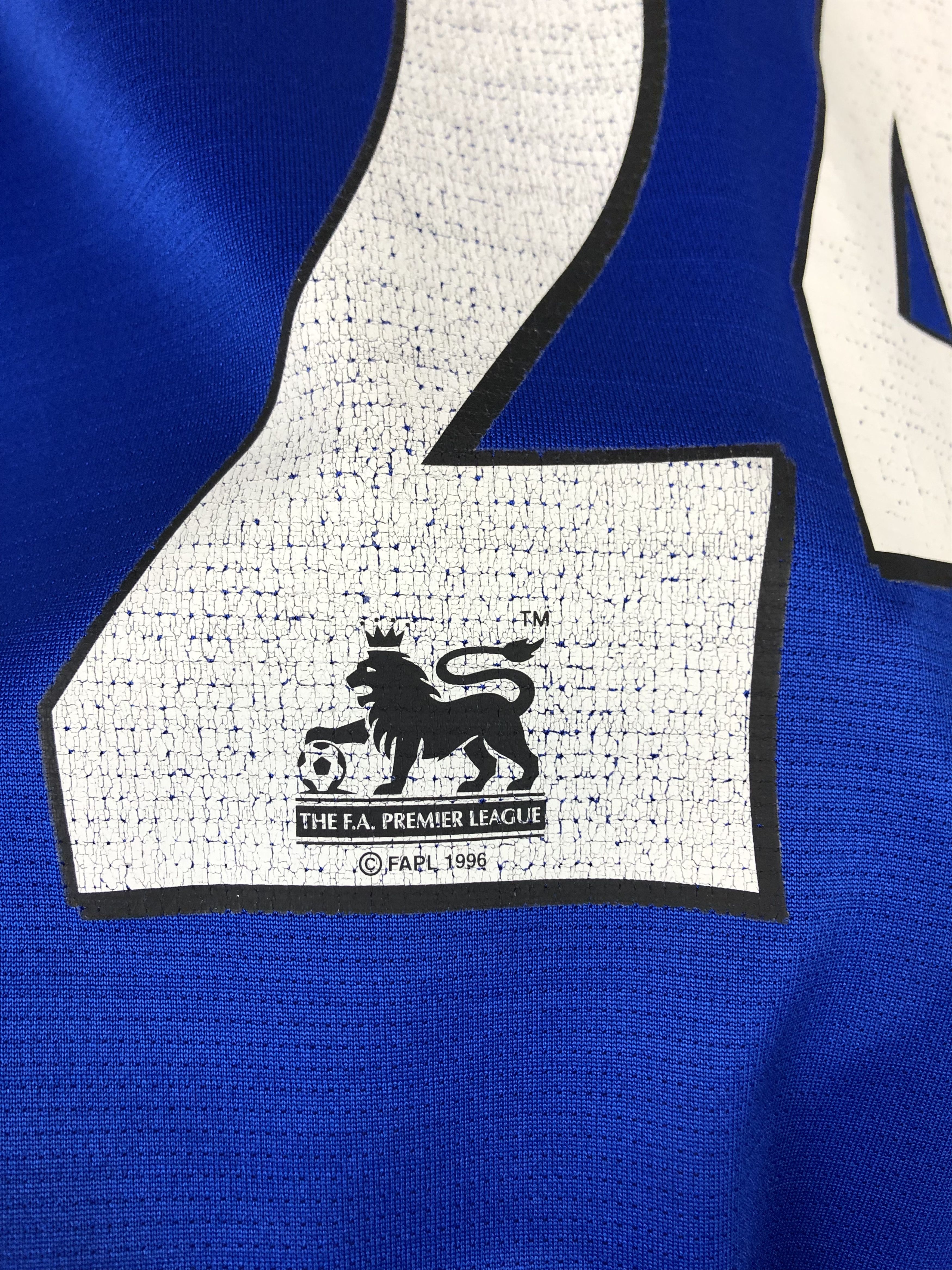 Umbro Chelsea football shirt 2005 #24 Wright-Phillips Umbro Tee Size US L / EU 52-54 / 3 - 3 Thumbnail