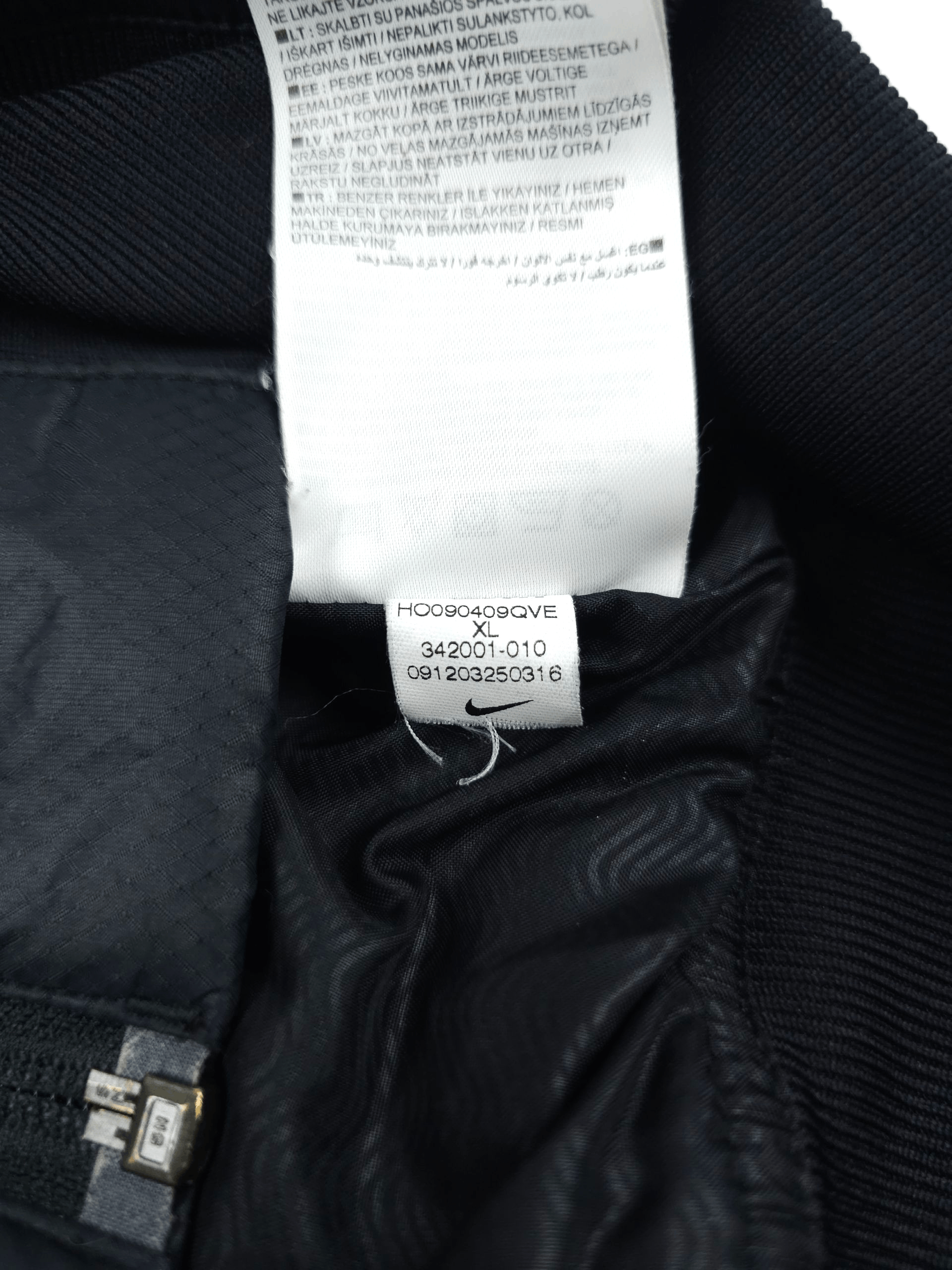 Nike 💎 Vintage Nike Black Quilted Light Jacket Y2K Size XL Size US XL / EU 56 / 4 - 6 Thumbnail