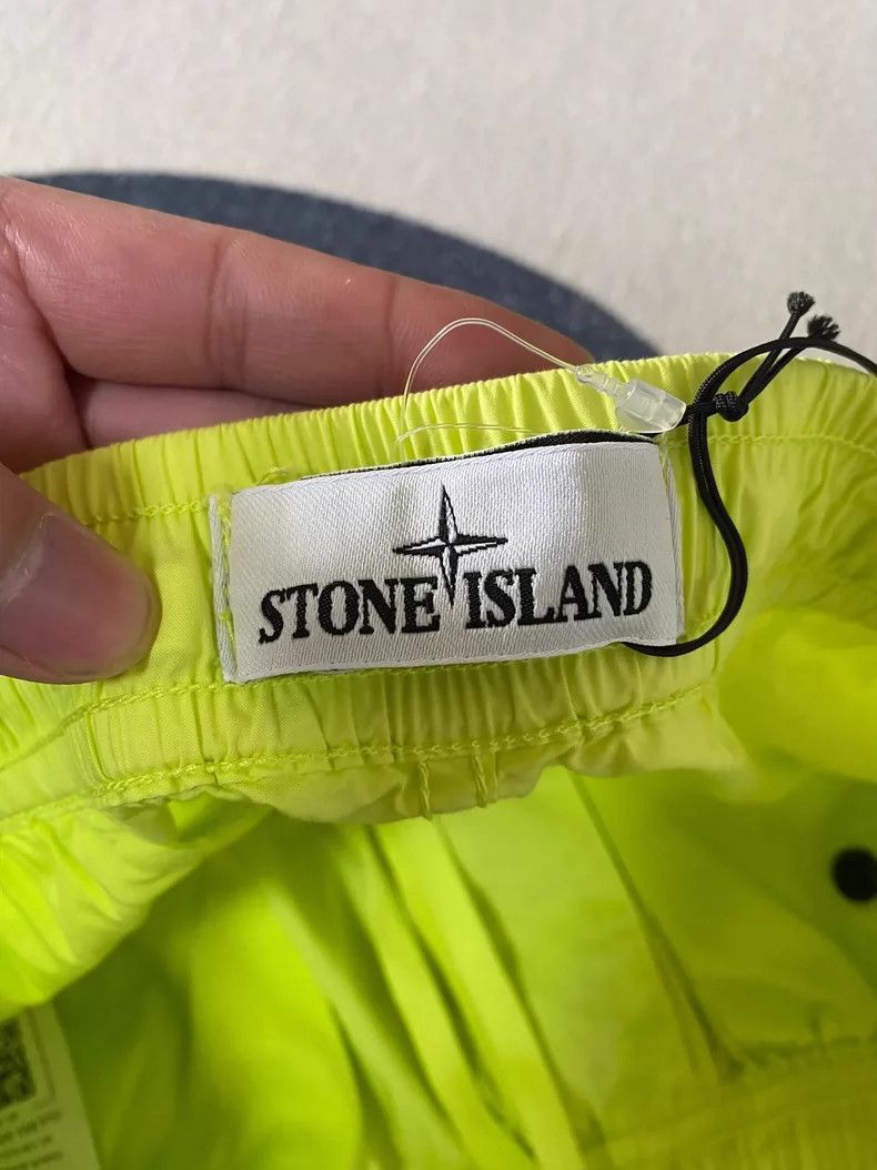 Stone Island Stone Island Casual Shorts Size 32 -2506 Size US 32 / EU 48 - 4 Thumbnail