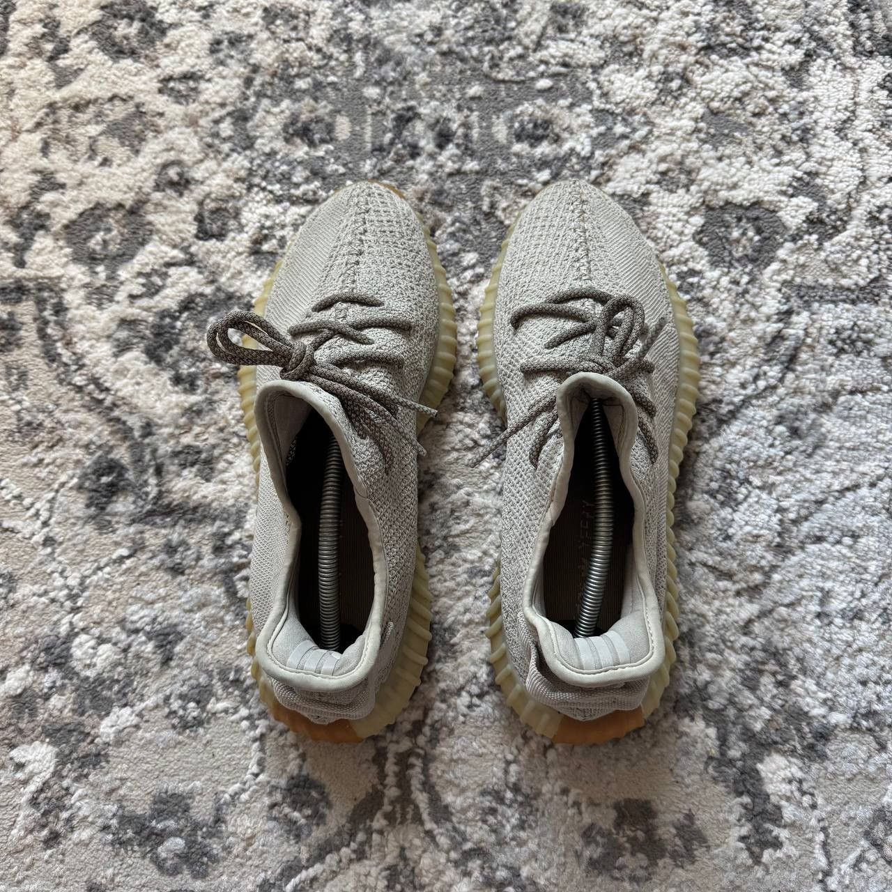 Yeezy Yeezy Boost 350 V2 'Sesame' Size US 11 / EU 44 - 7 Thumbnail