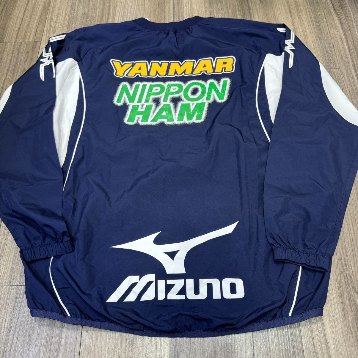 Mizuno Osaka Cerezo player issued/worn training sweater Size US L / EU 52-54 / 3 - 2 Thumbnail
