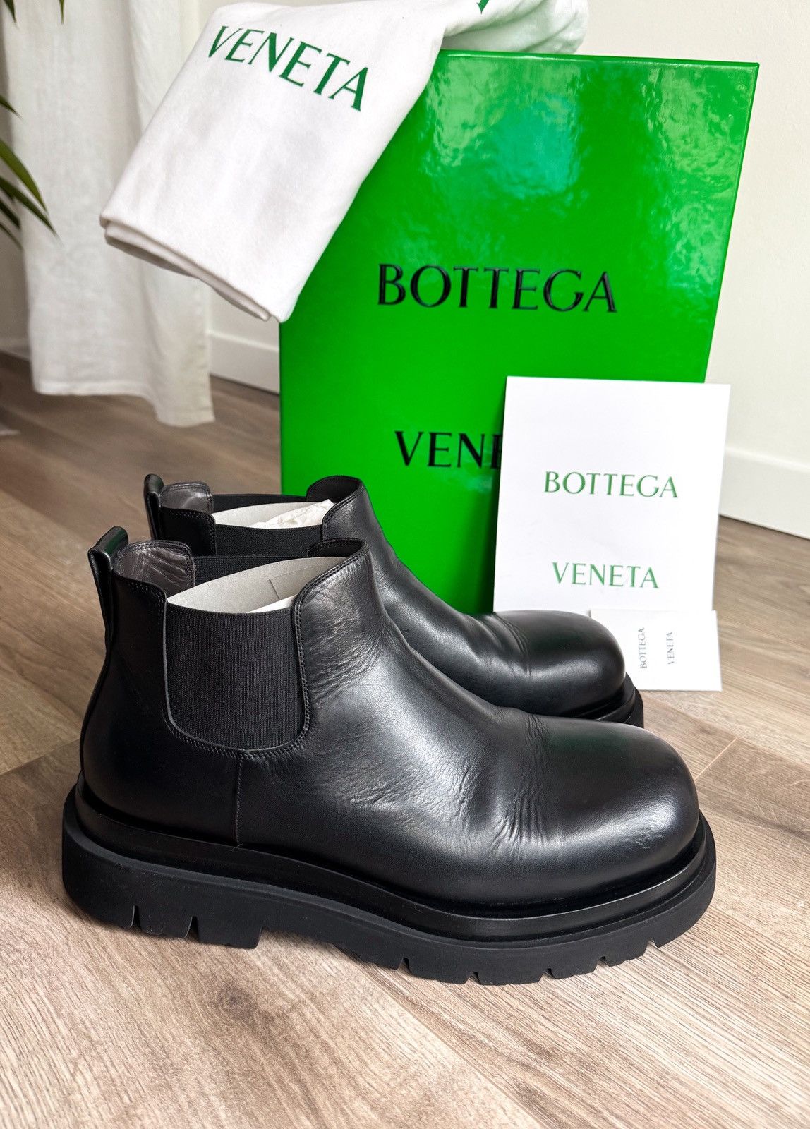 Bottega Veneta Men’s Bottega Veneta Lug Chelsea boots black leather 13 US Size US 13 / EU 46 - 1 Thumbnail