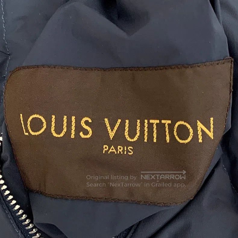 Louis Vuitton Louis Vuitton Dark blue standing collar zipper long sleeve Size US S / EU 44-46 / 1 - 5 Thumbnail