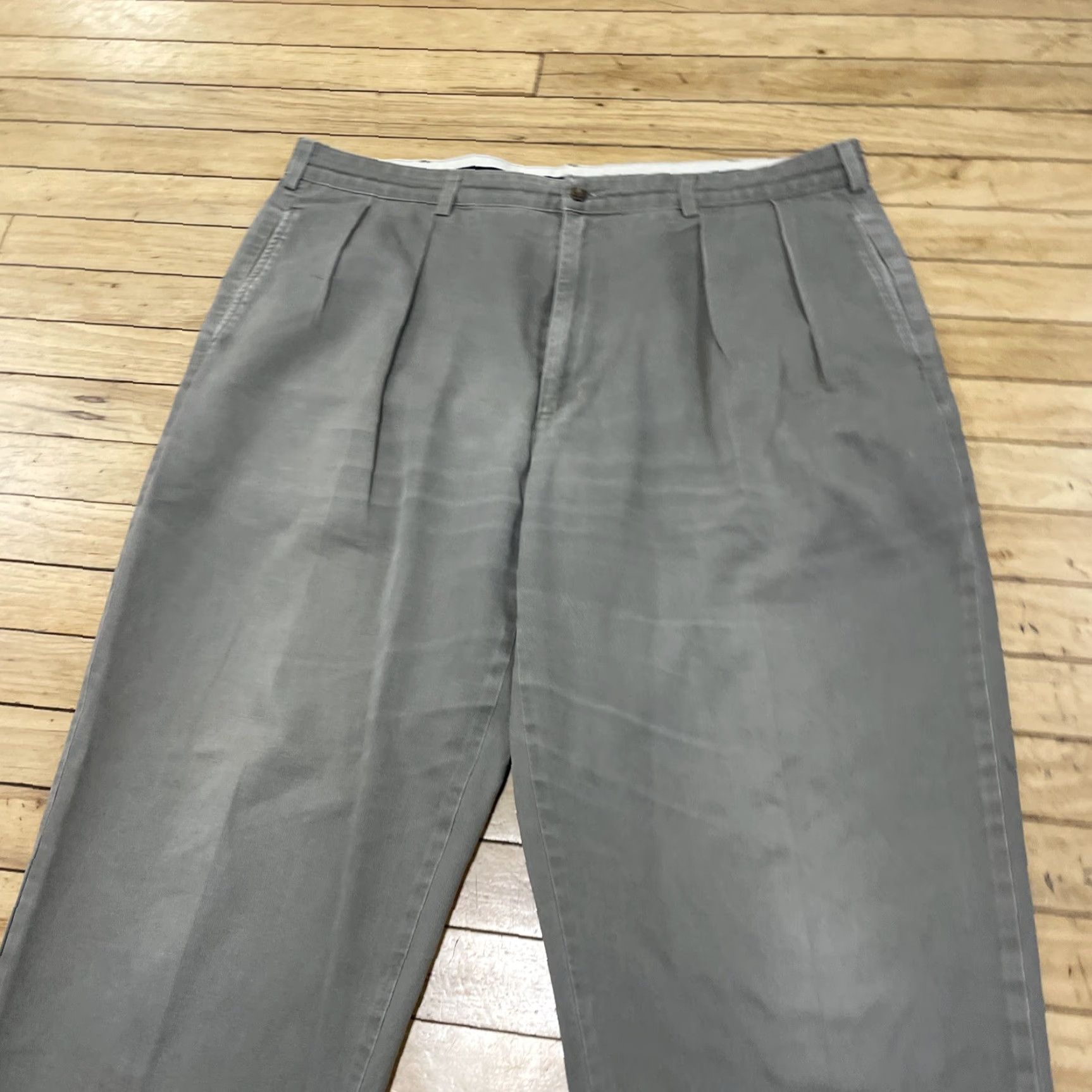 Polo Ralph Lauren VINTAGE Polo Ralph Lauren Chino Pants Men 42x32 Pleated Regular Fit Gray Light Green USA 90s Preppy Americana Classic Vintage Core Men Size US XL / EU 56 / 4 - 4 Thumbnail