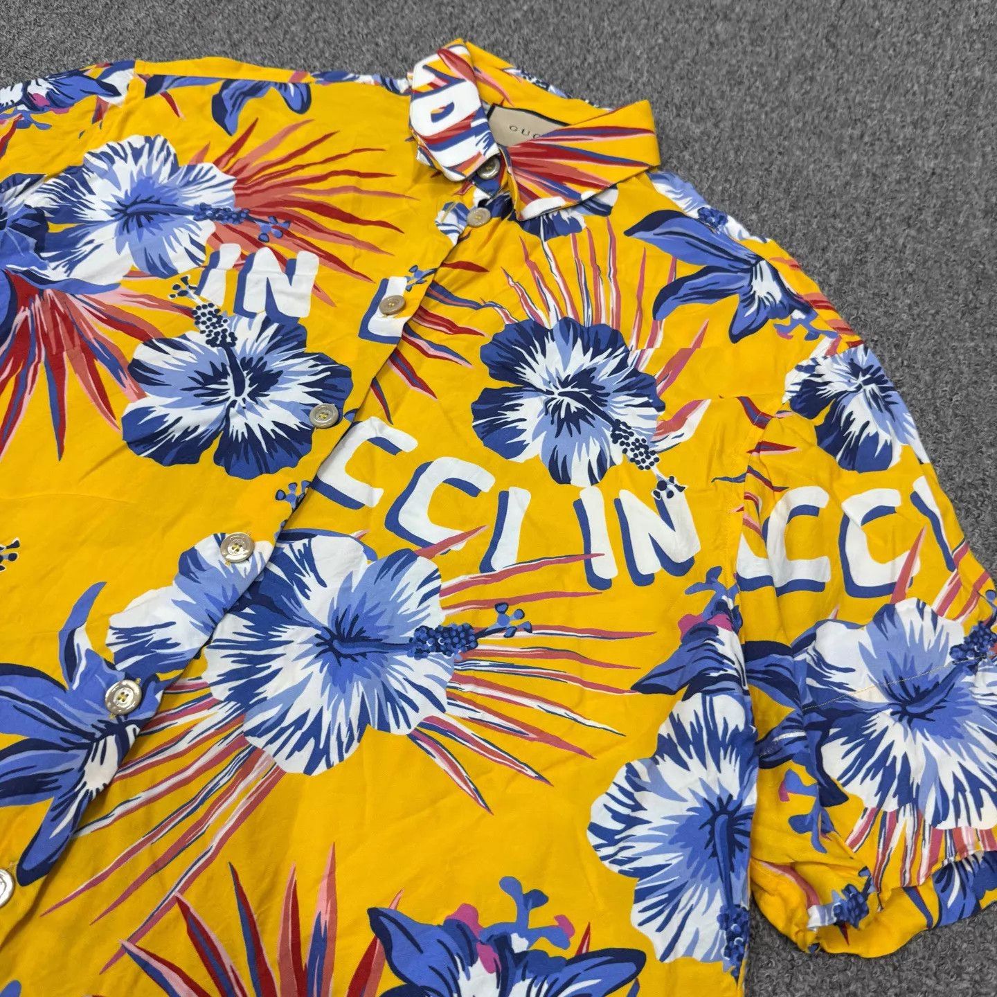 Gucci Gucci Floral Print Short-Sleeve Shirt 44 99 New Size US S / EU 44-46 / 1 - 3 Thumbnail