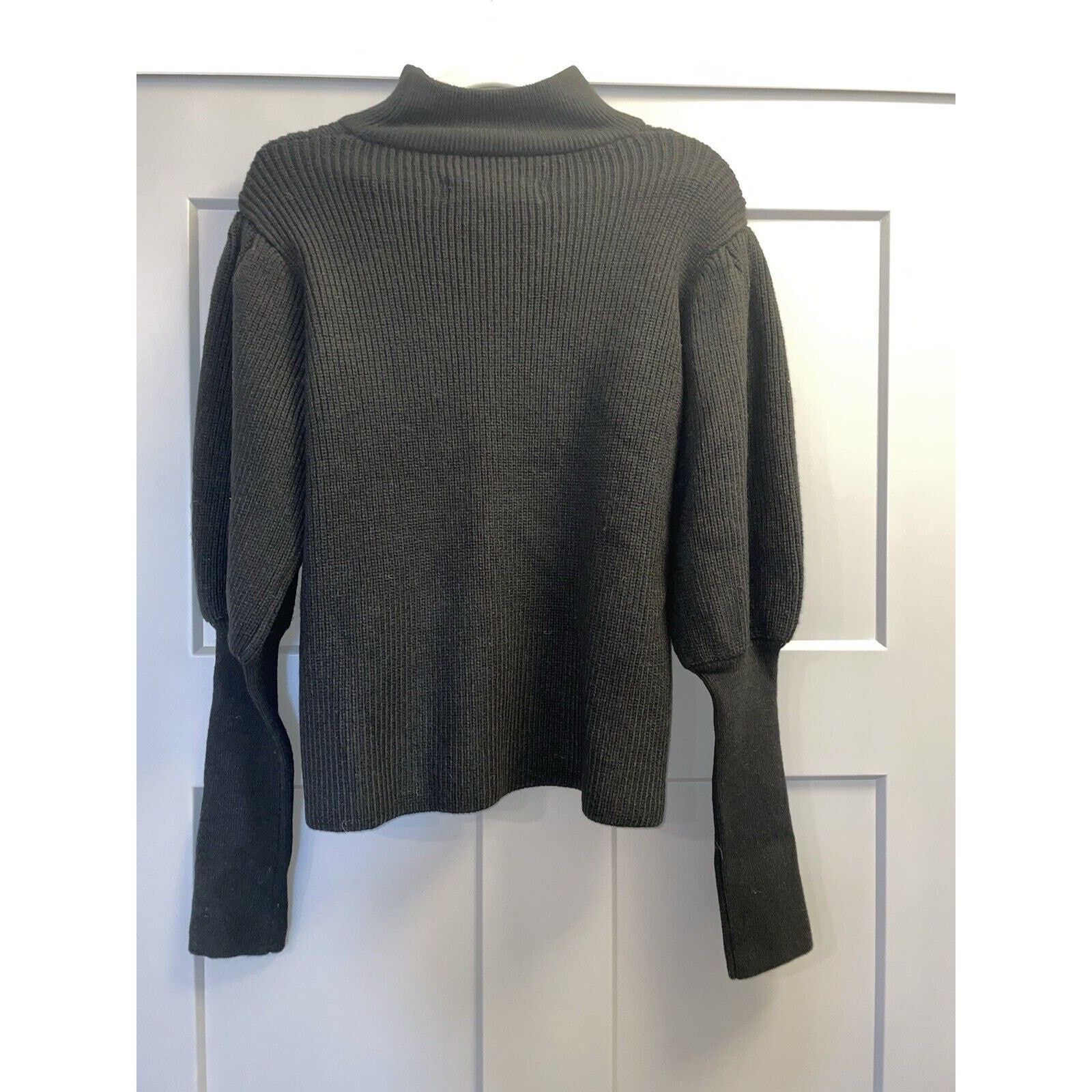 ELLIATT Elliatt Ruth Turtleneck Pearl Knit Sweater Balloon Sleeve S Size S / US 4 / IT 40 - 19 Thumbnail