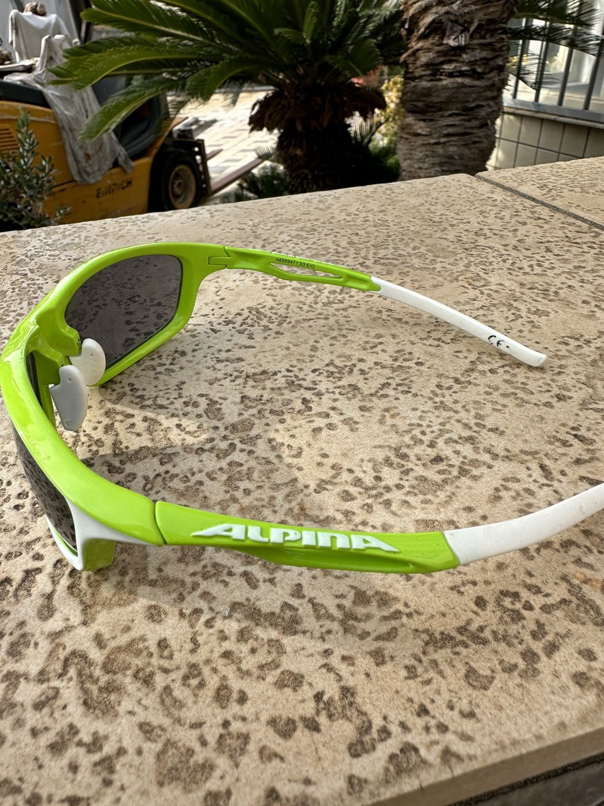 Oakley Alpina Sunglasses Green Sorcery A8569471 S3 Size ONE SIZE - 4 Thumbnail