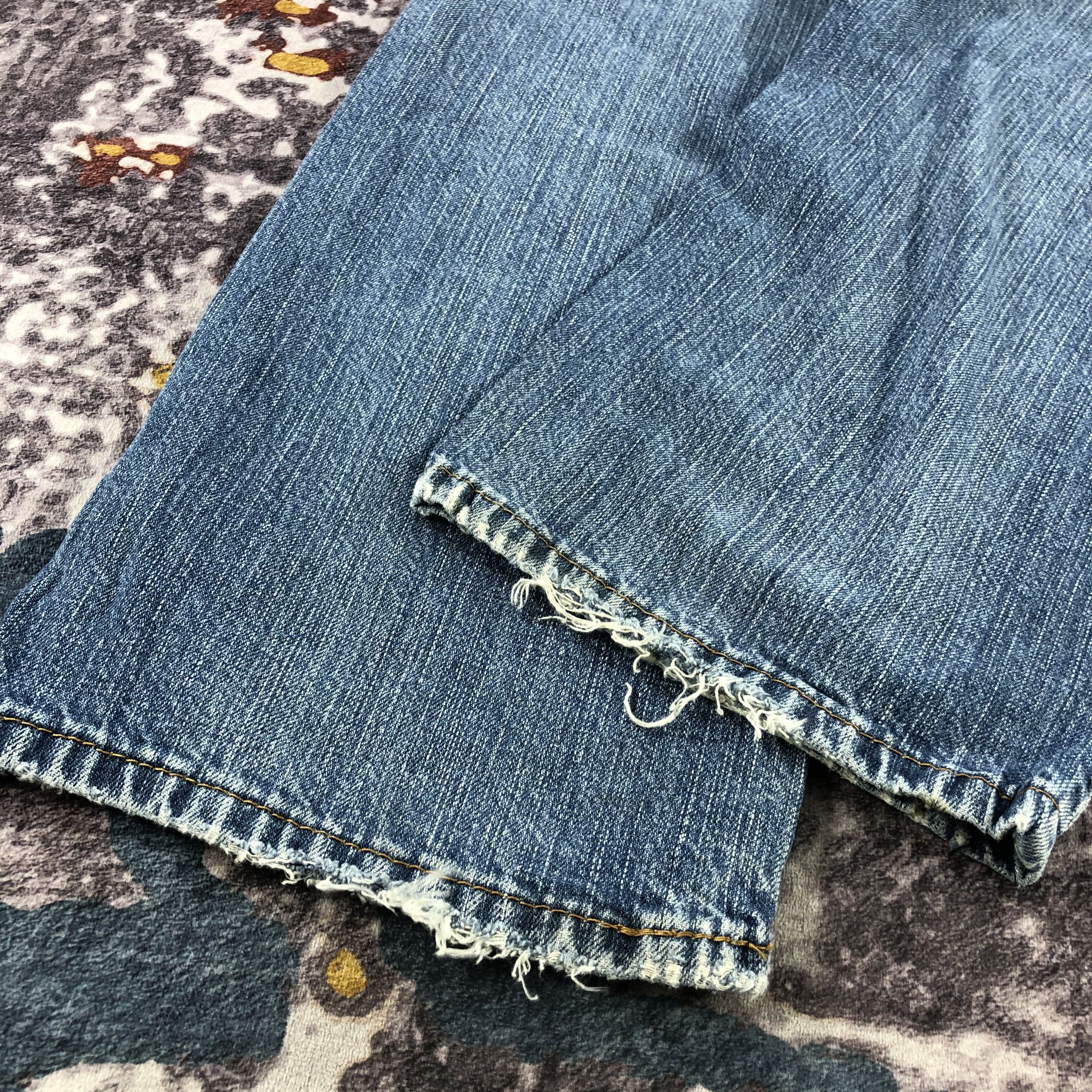Levi's × Vintage Vintage Blue Wash Levis 559 Jeans-JM2988 Size US 35 - 4 Thumbnail