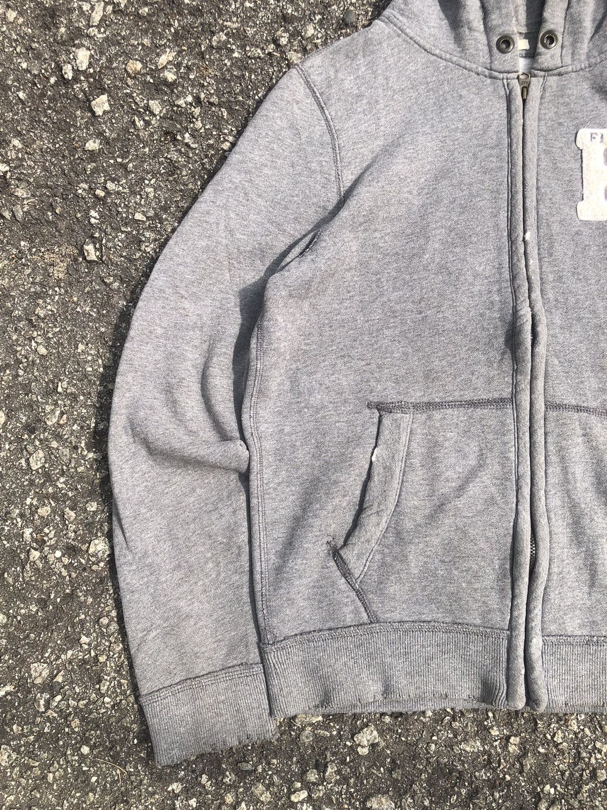 Vintage Vintage Abercrombie & Fitch F Logo Hoodies Size US M / EU 48-50 / 2 - 5 Thumbnail