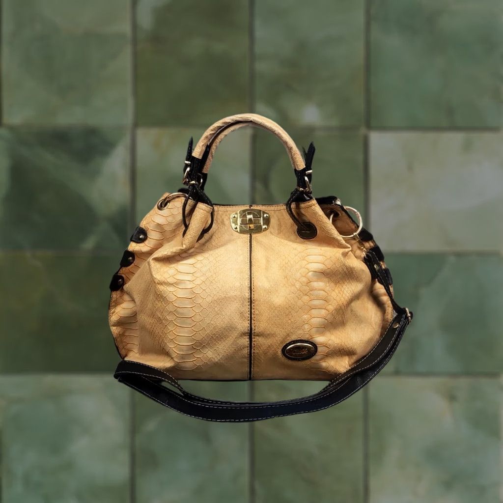 Logo 7 VINTAGE Chloe Style Logo beige bag with snakeskin texture and black handles Y2K Bag Size ONE SIZE - 1 Thumbnail