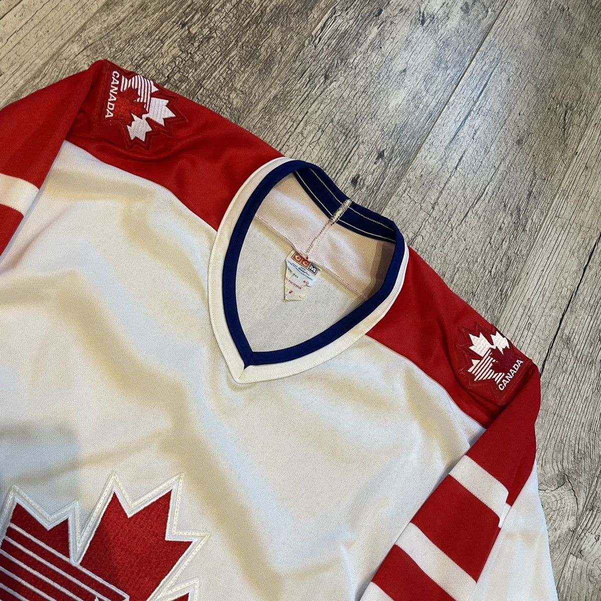 NHL CANADA Olympic Hockey Jersey IIHF NHL SHIRT JERSEY VINTAGE Size US M / EU 48-50 / 2 - 3 Thumbnail