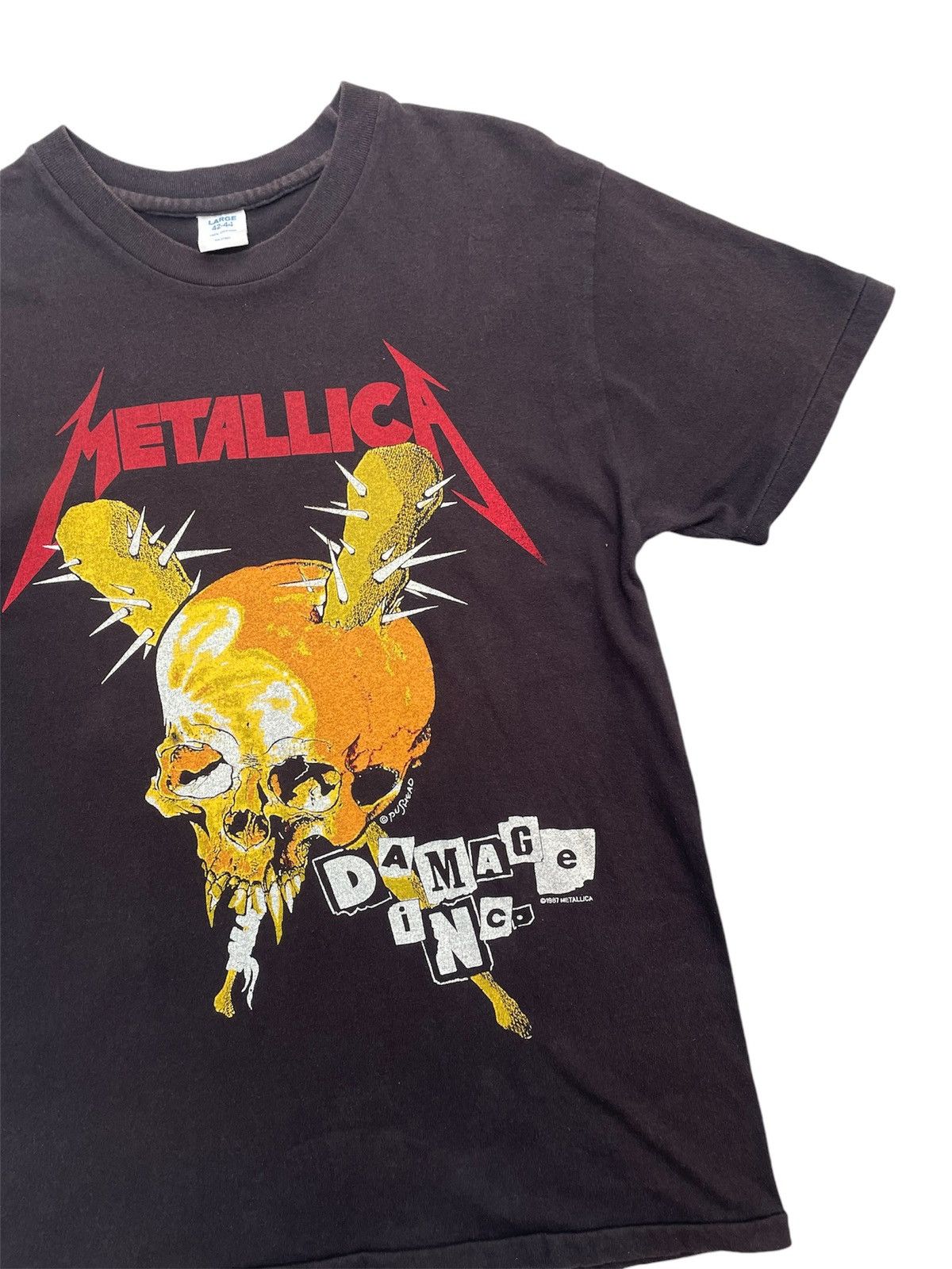 Metallica 1987 Vintage Metalica Damage Inc Tour Shirt Size US M / EU 48-50 / 2 - 2 Thumbnail