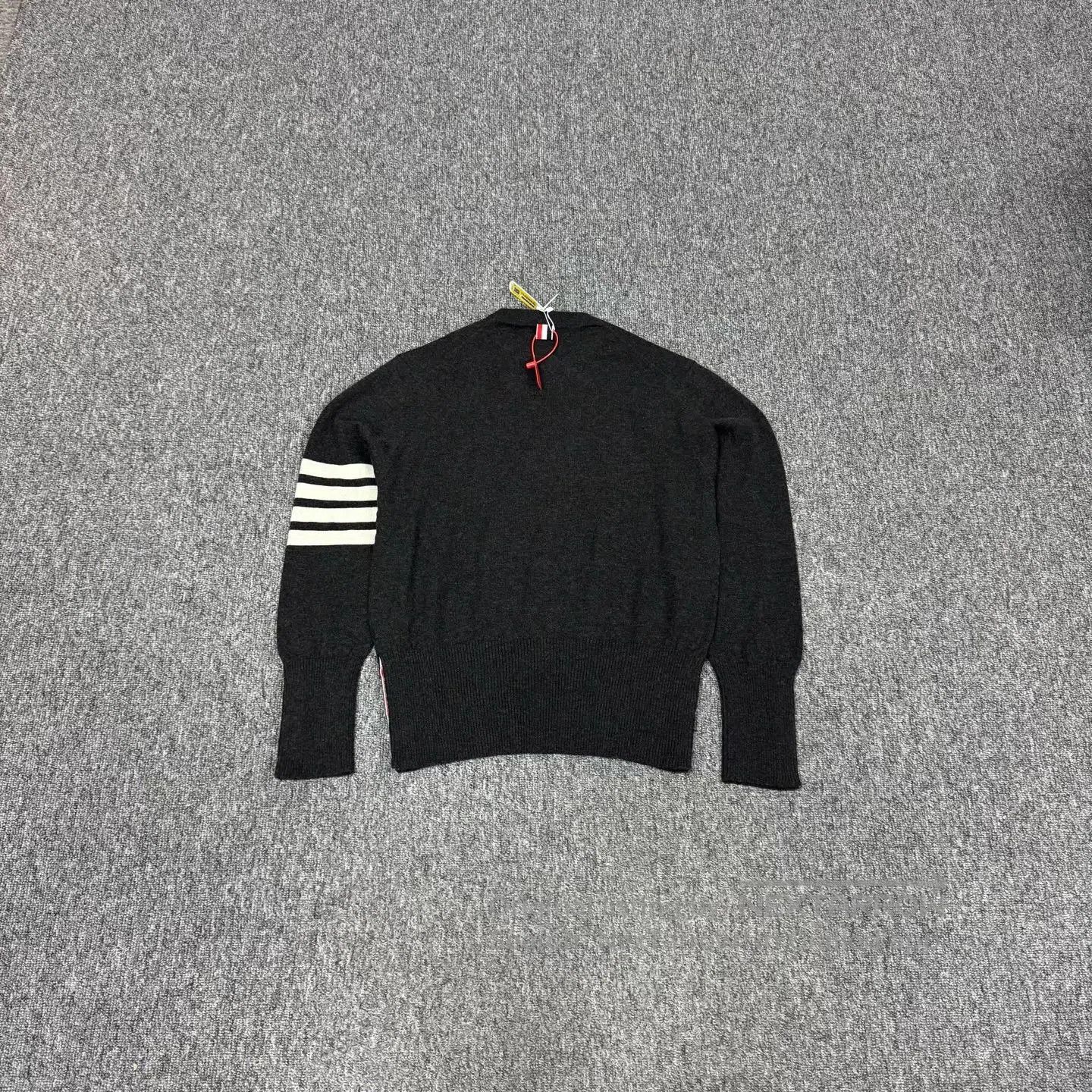 Thom Browne Thom Browne Four stripes; wool knit sweater| Size US L / EU 52-54 / 3 - 2 Thumbnail