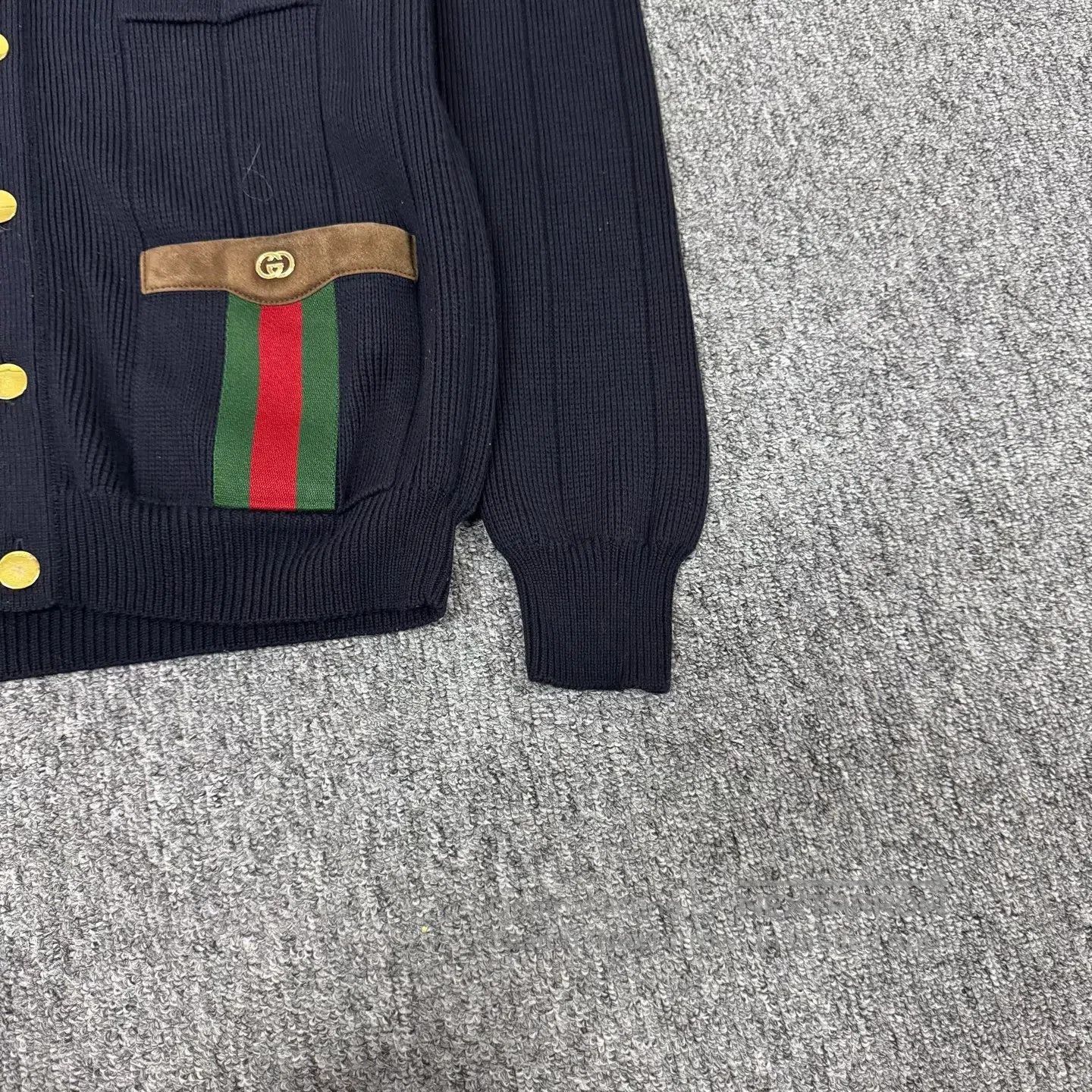Gucci Guicci Red and green striped suede pocket; wool cardigan| Size XS / US 0-2 / IT 36-38 - 4 Thumbnail