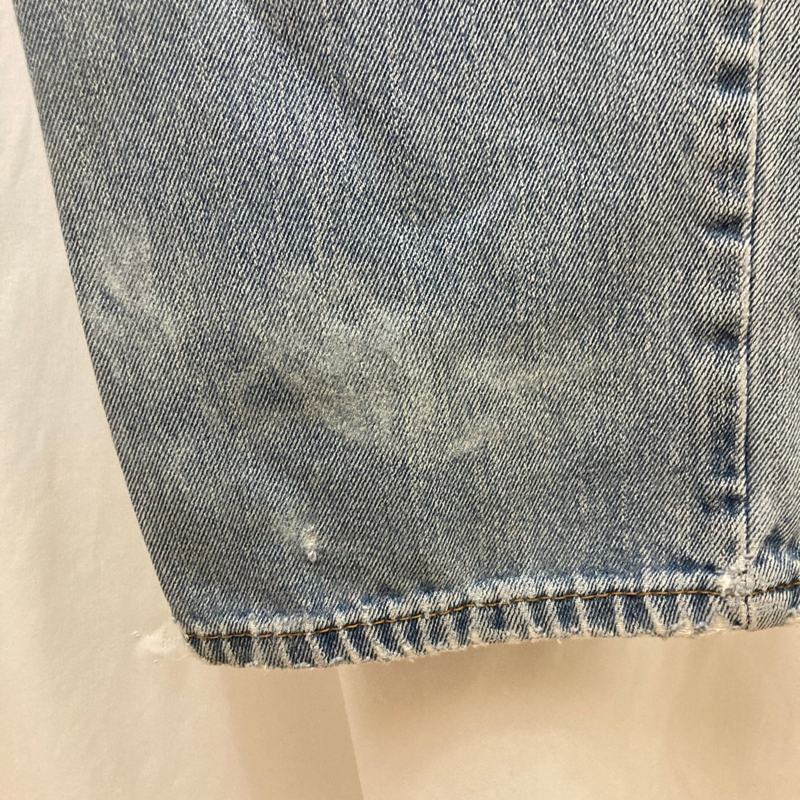 Levi's Vintage Levi’s Blue Jeans Distressed Denim Light Blue Pants Size US 34 / EU 50 - 7 Thumbnail