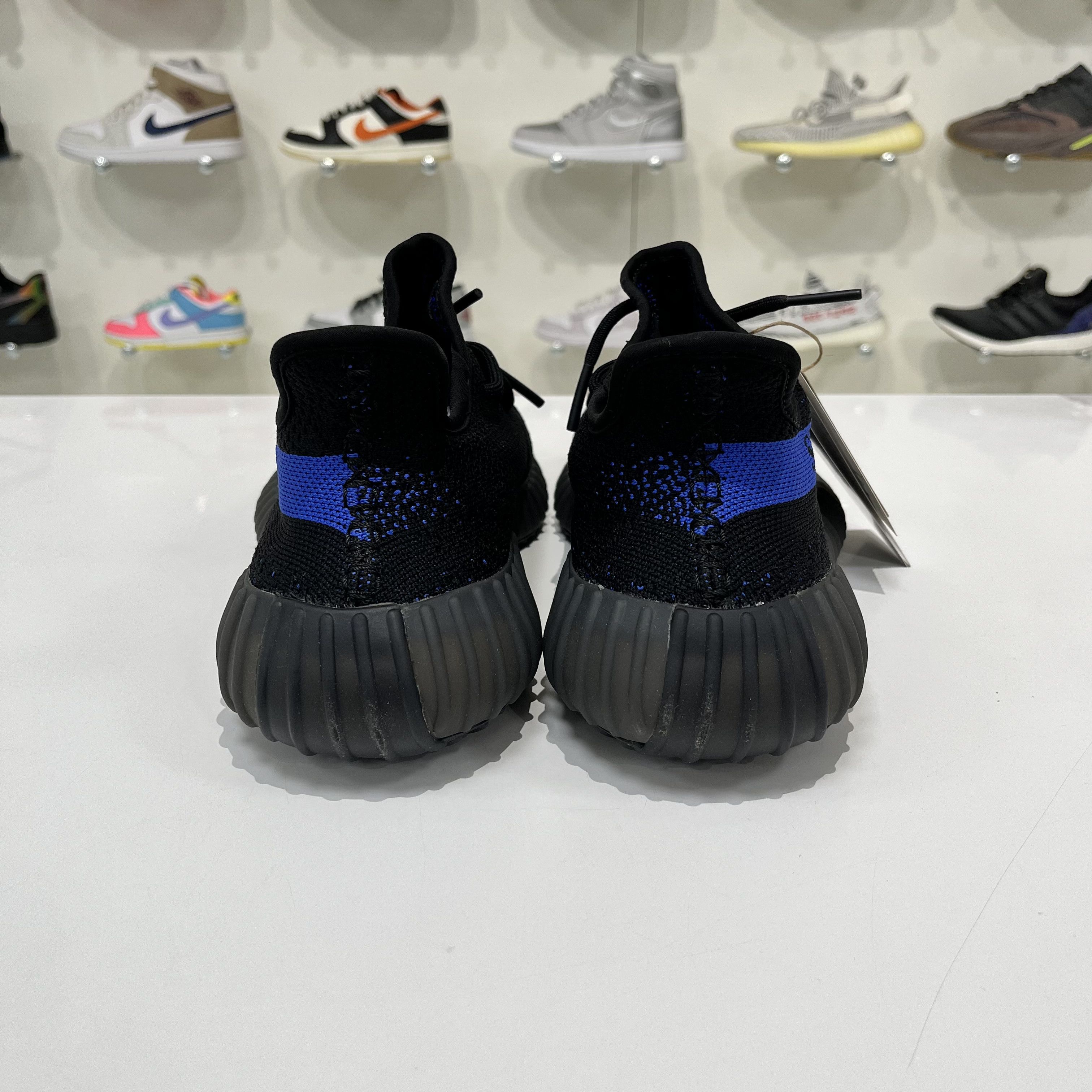 Adidas Adidaas Yeezy Boost 350 V2 Dazzling Blue Size US 8.5 / EU 41-42 - 4 Thumbnail