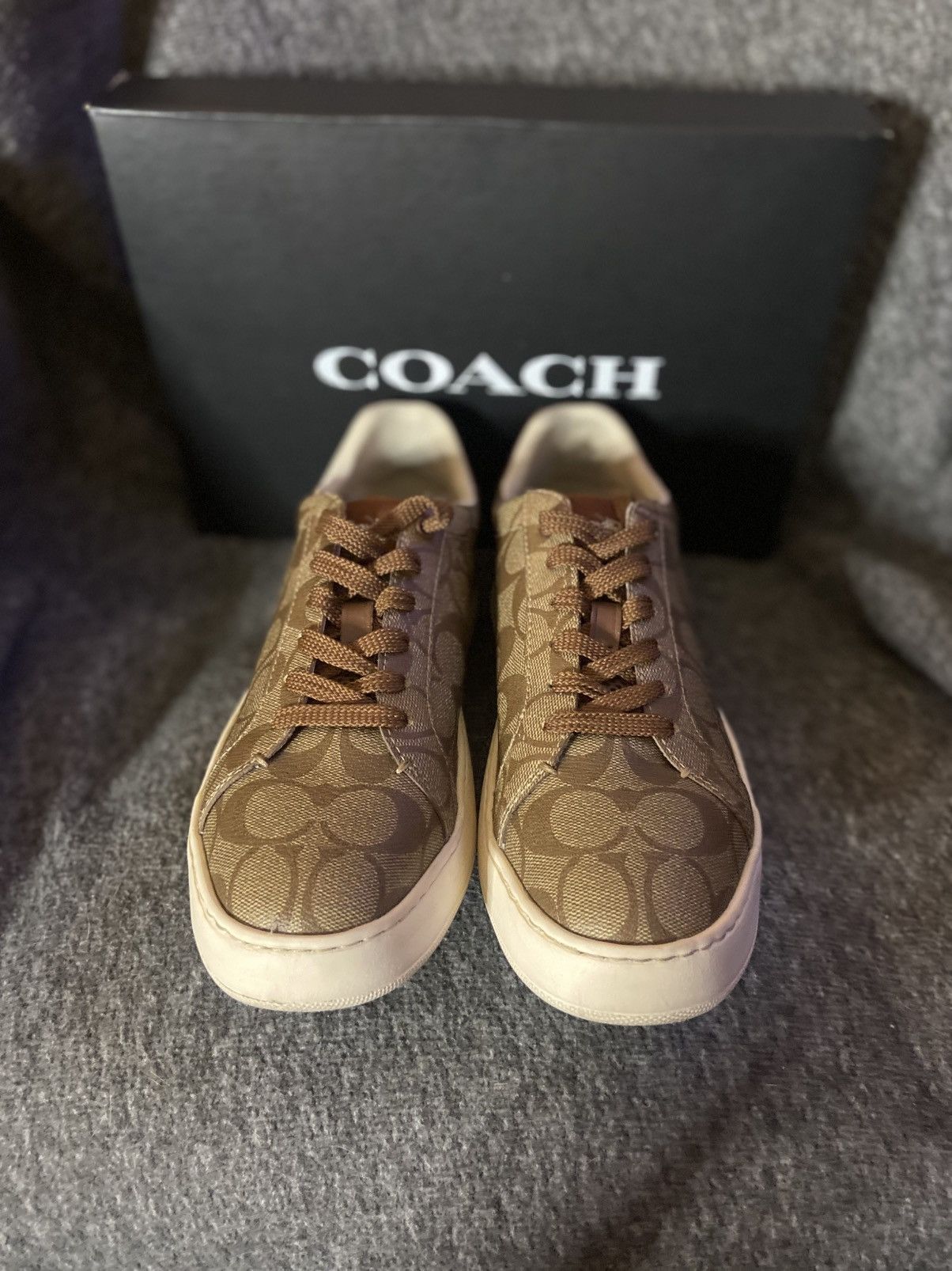 Coach Coach Signature Low Top Sneakers Size US 7.5 / EU 40-41 - 2 Thumbnail