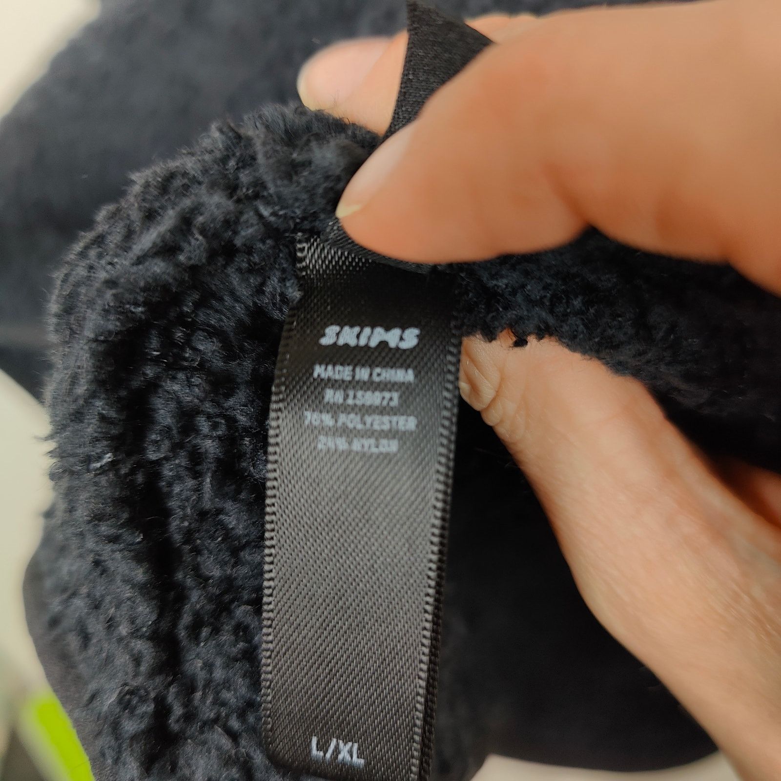 SKIMS Skims Cozy Knit Pullover L/XL Black Teddy 1/4 Snap Button Size XL / US 12-14 / IT 48-50 - 7 Thumbnail